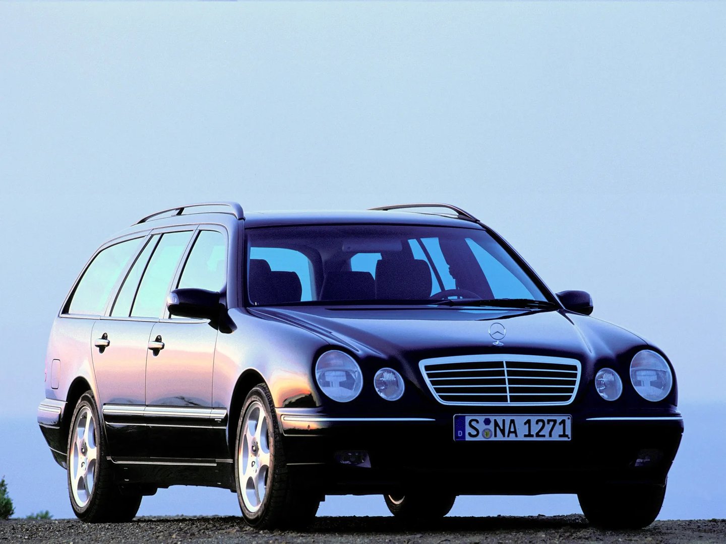 S210  Estate 5-door
