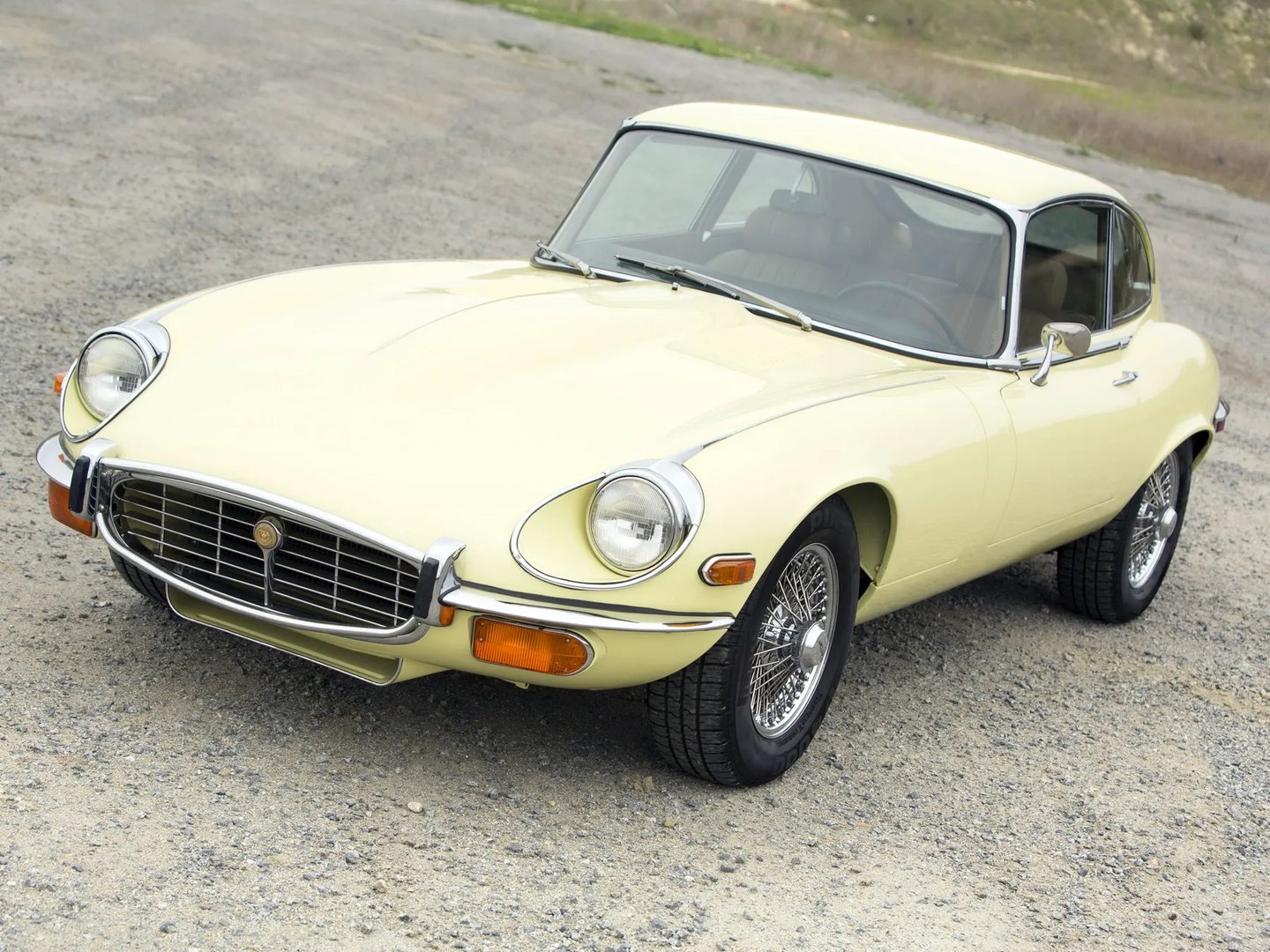 Jaguar_E-type_3_generation__Coupe__6.jpg