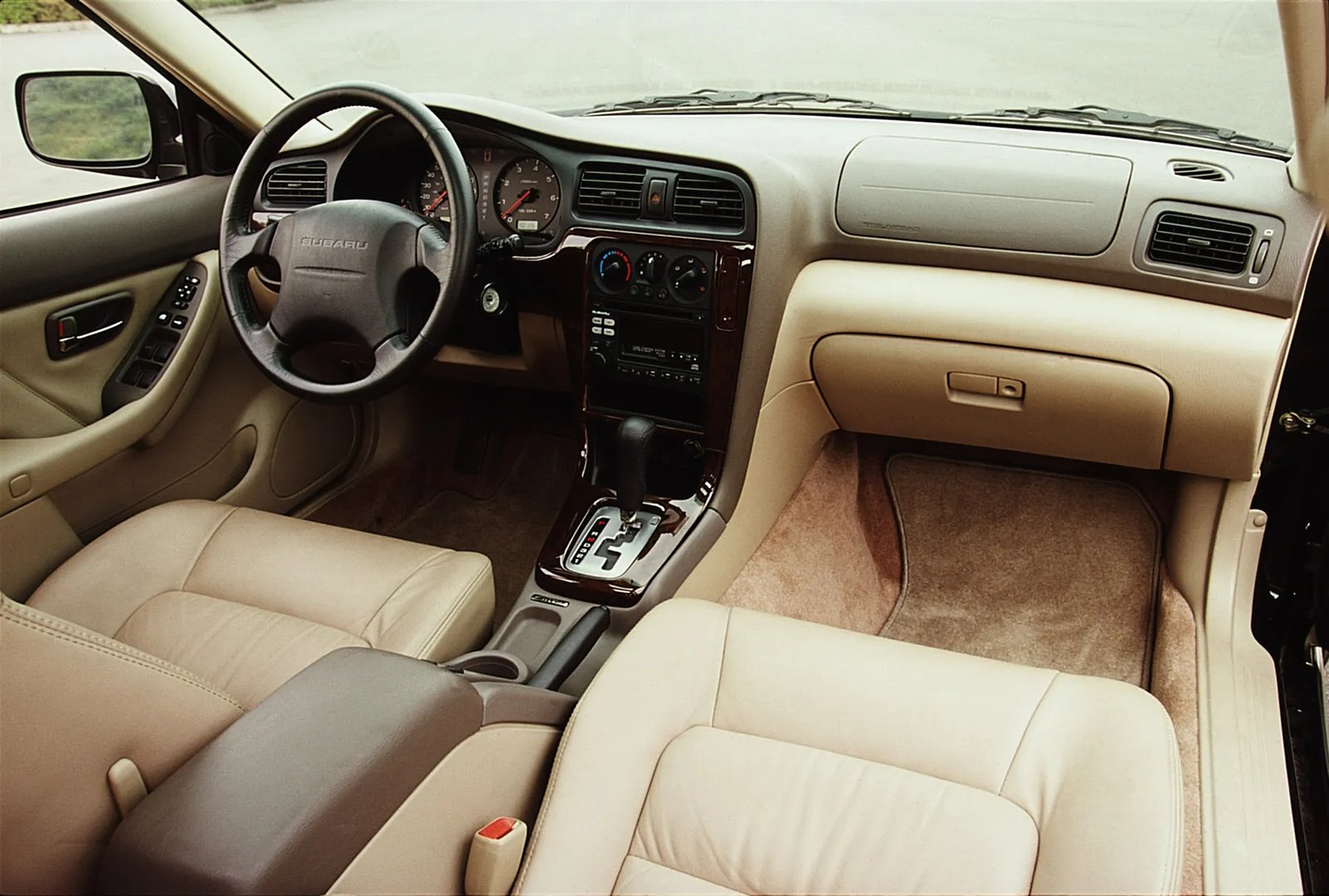Subaru_Outback_2_generation__Sedan__7.jpg