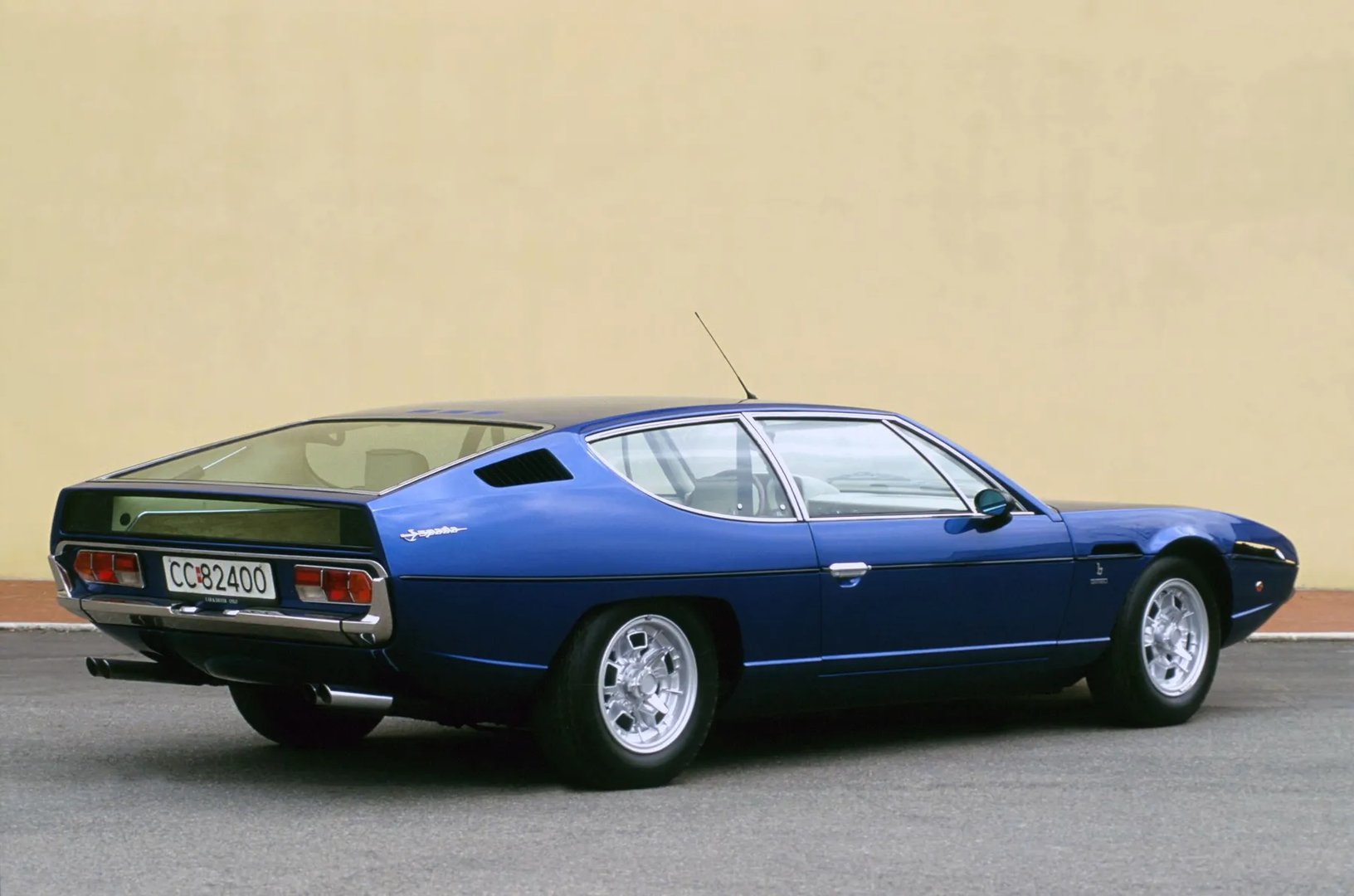 Lamborghini_Espada_1_generation__Coupe__7.jpg