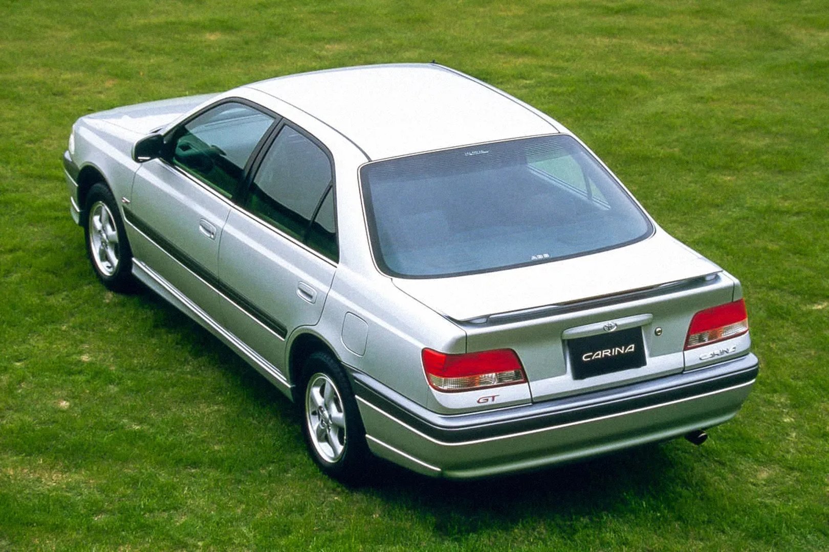 Toyota_Carina_7_generation__Sedan__1.jpg