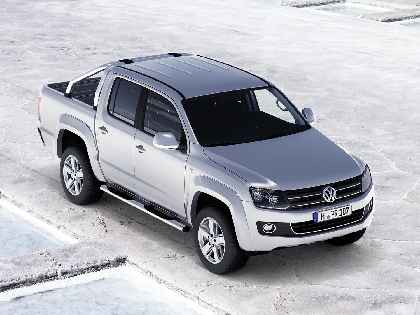 Volkswagen_Amarok_1_generation__Pickup_double-cab__10.jpg
