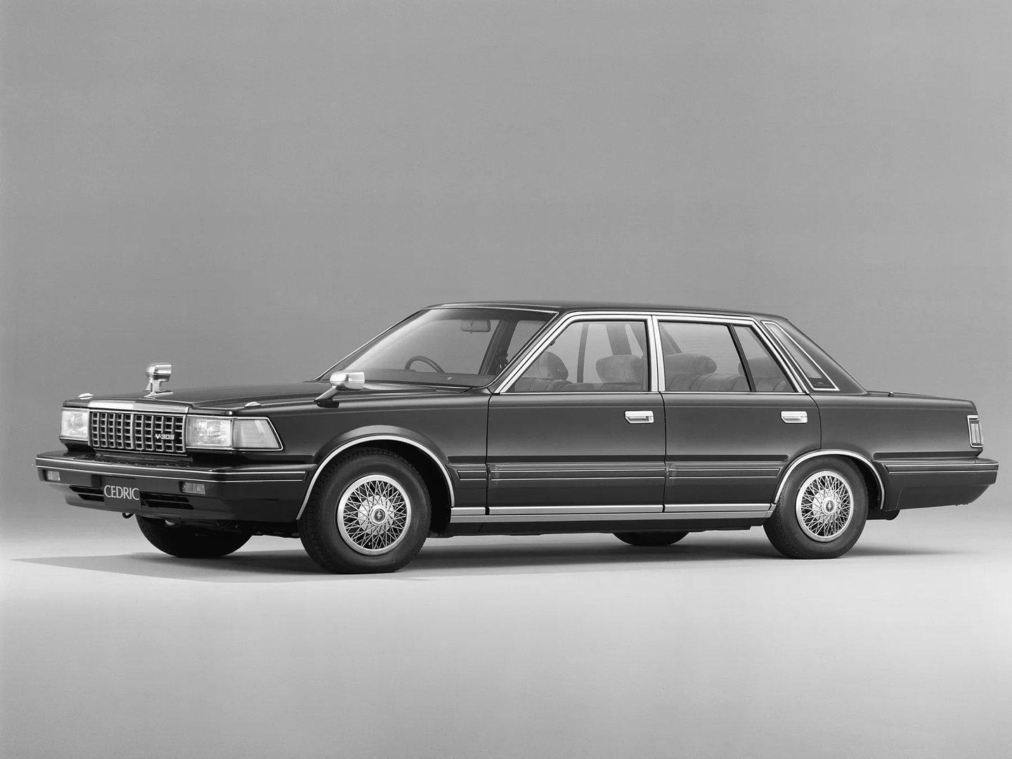 Nissan_Cedric_6_generation__Sedan__1.jpg