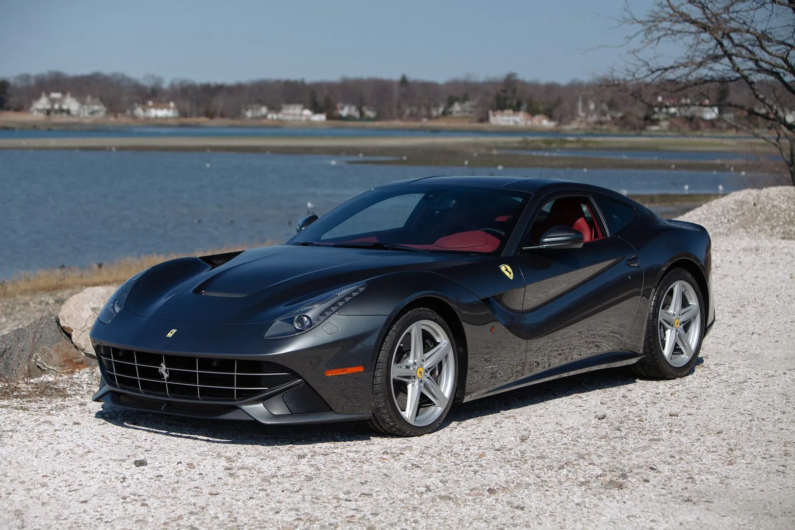 Ferrari_F12_Berlinetta_1_generation__Coupe__1.jpg