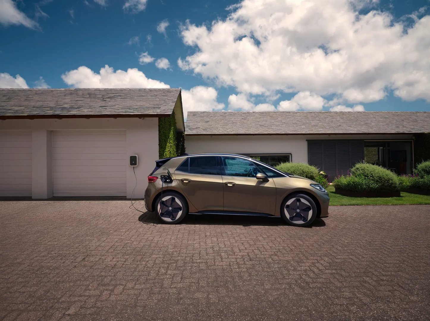 Volkswagen_ID.3_1_generation_restyling__Hatchback_5-door__8.jpg