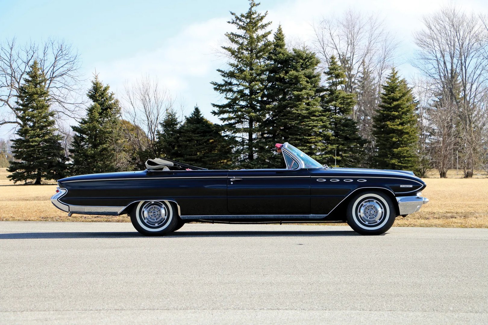Buick_Electra_2_generation__Cabrio__2.jpg