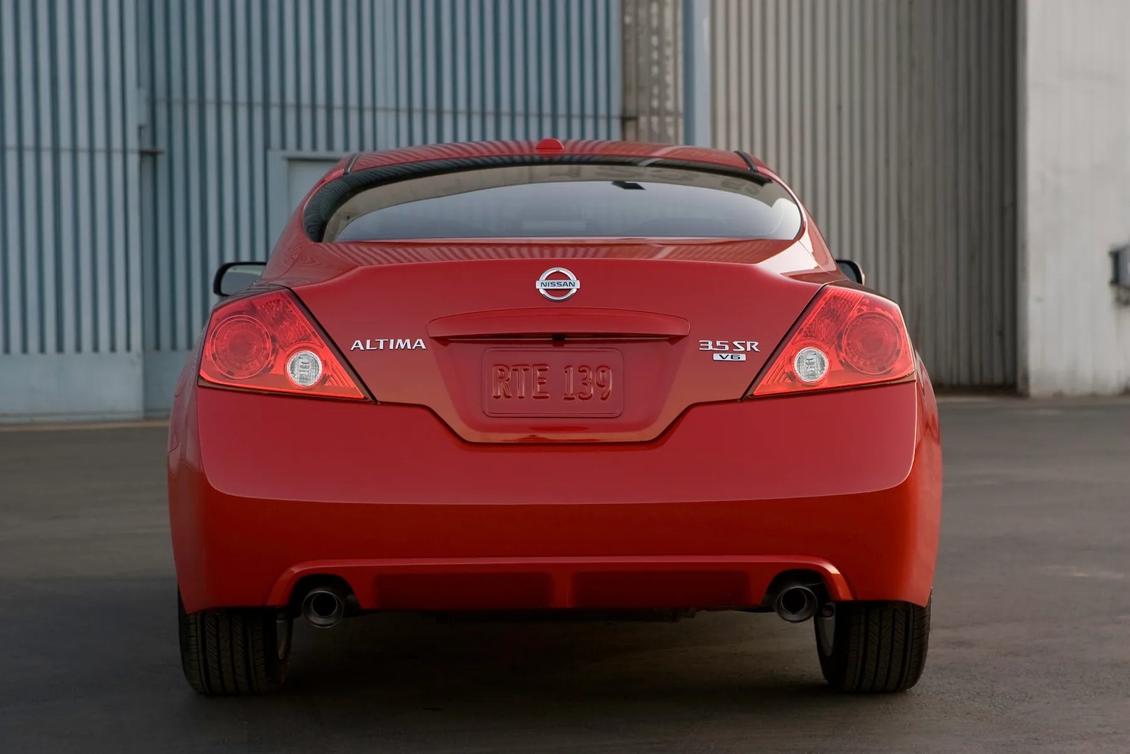 Nissan_Altima_4_generation_restyling__Coupe__5.jpg