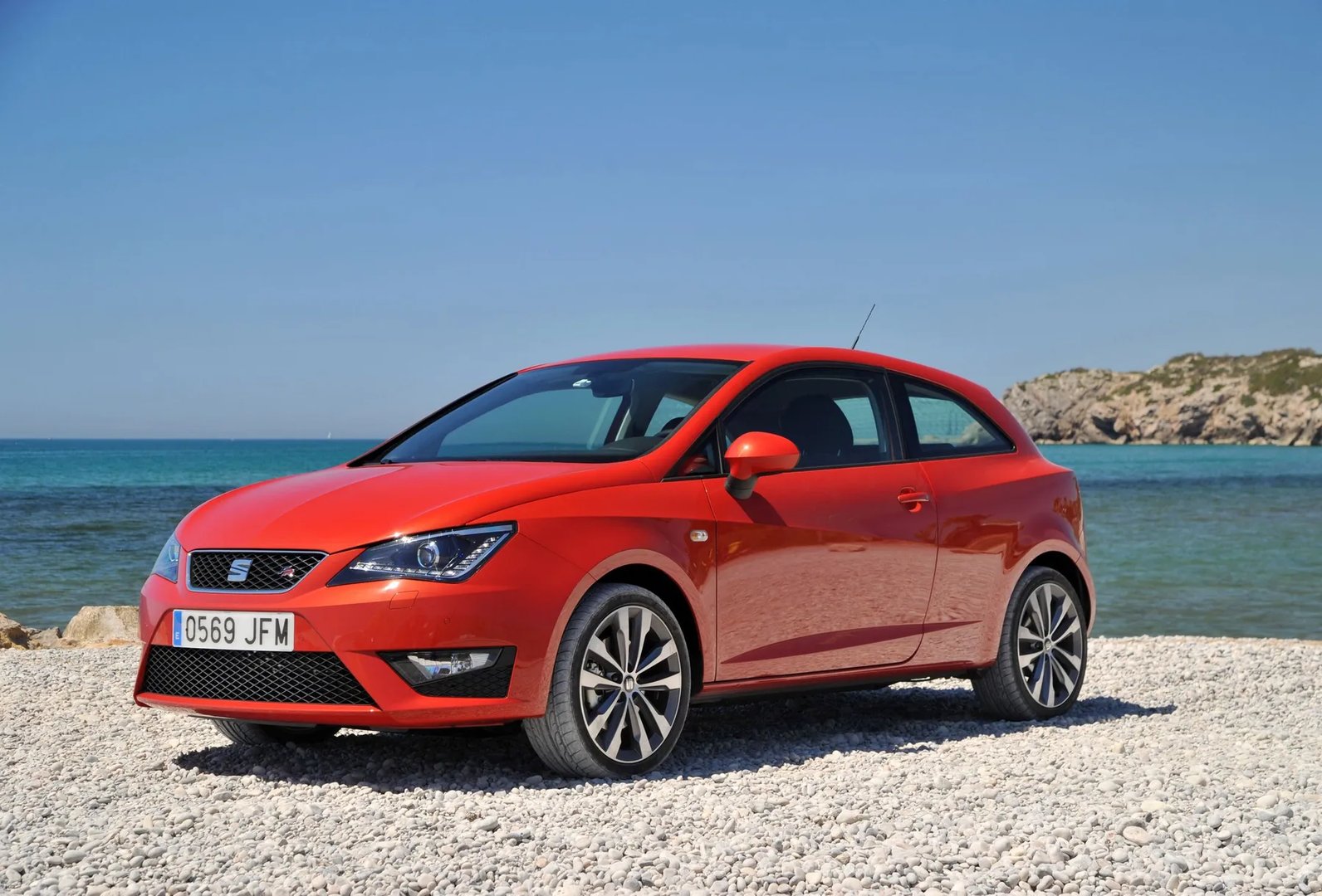SEAT_Ibiza_4_generation_restyling_2__Mini_3-doors__9.jpg