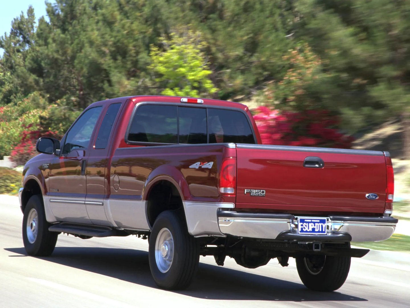 Ford_F-350_1_generation__Pickup_1.5-cab__2.jpg