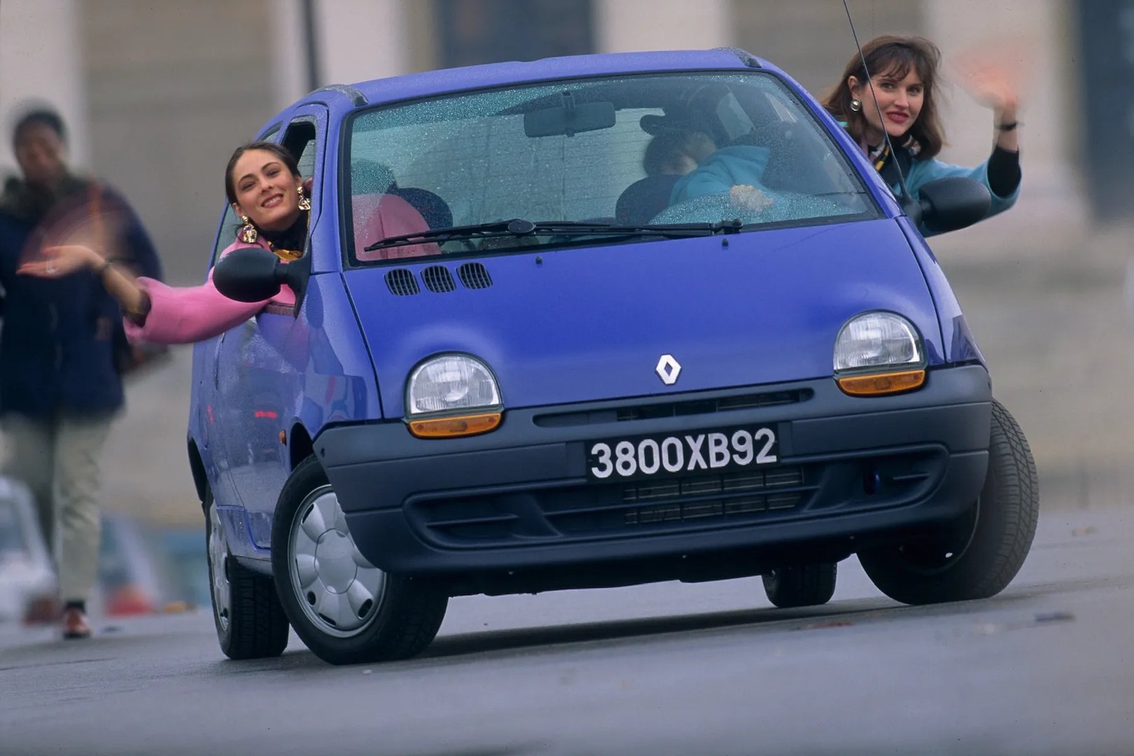 Renault_Twingo_1_generation__Mini_3-doors__8.jpg