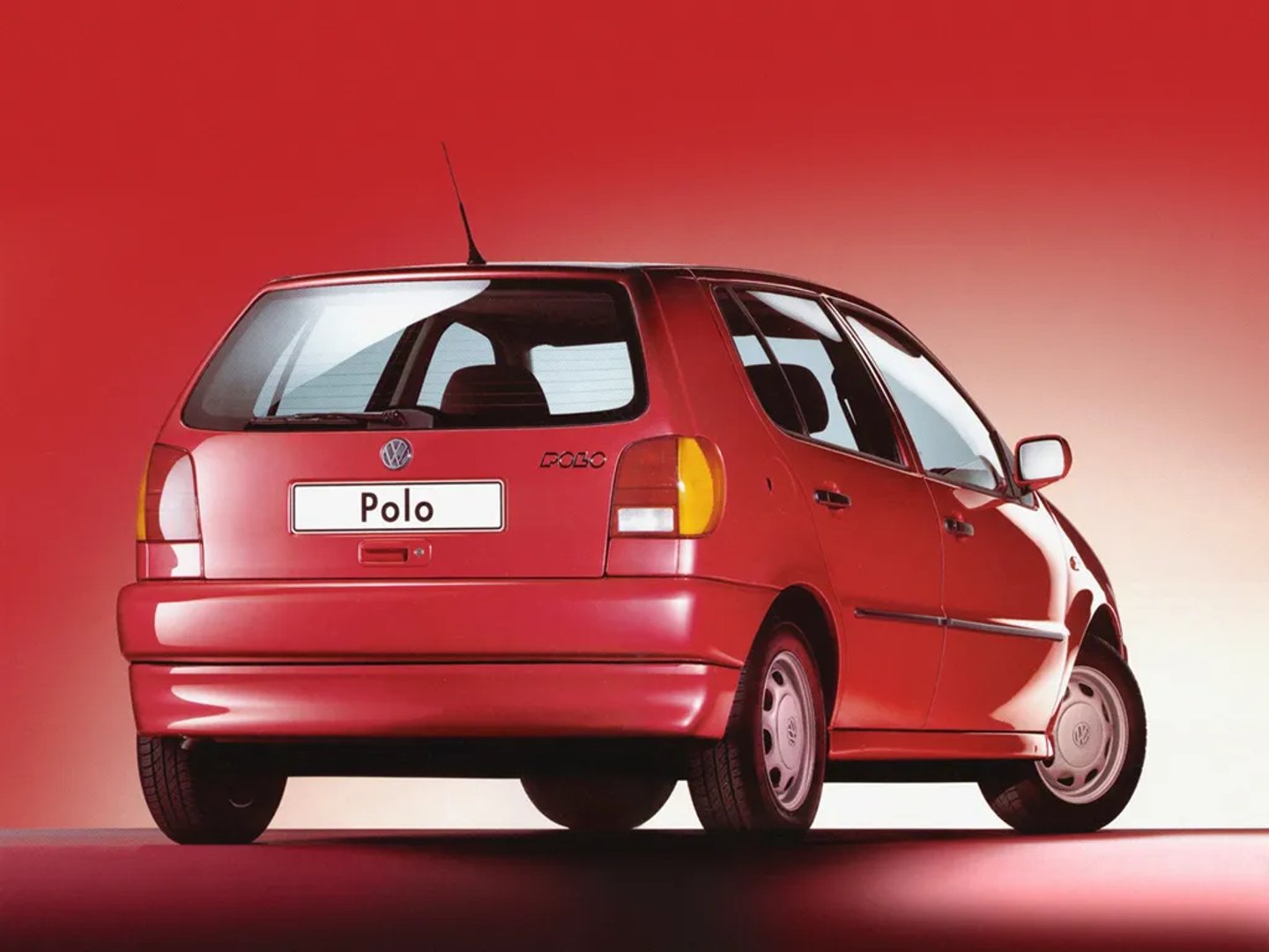Volkswagen_Polo_3_generation__Mini_5-doors__5.jpg