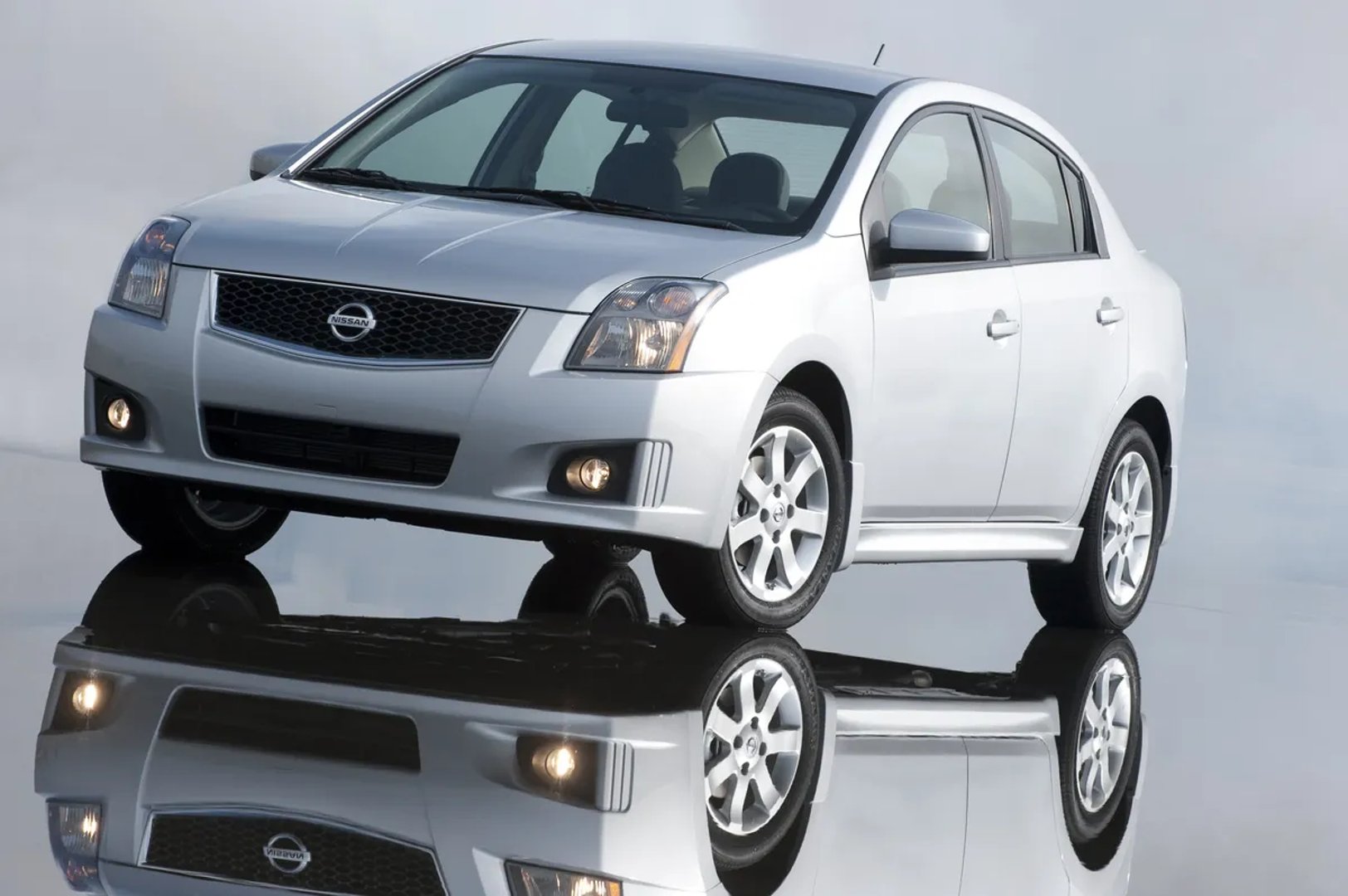 Nissan_Sentra_6_generation_restyling__Sedan__1.jpg