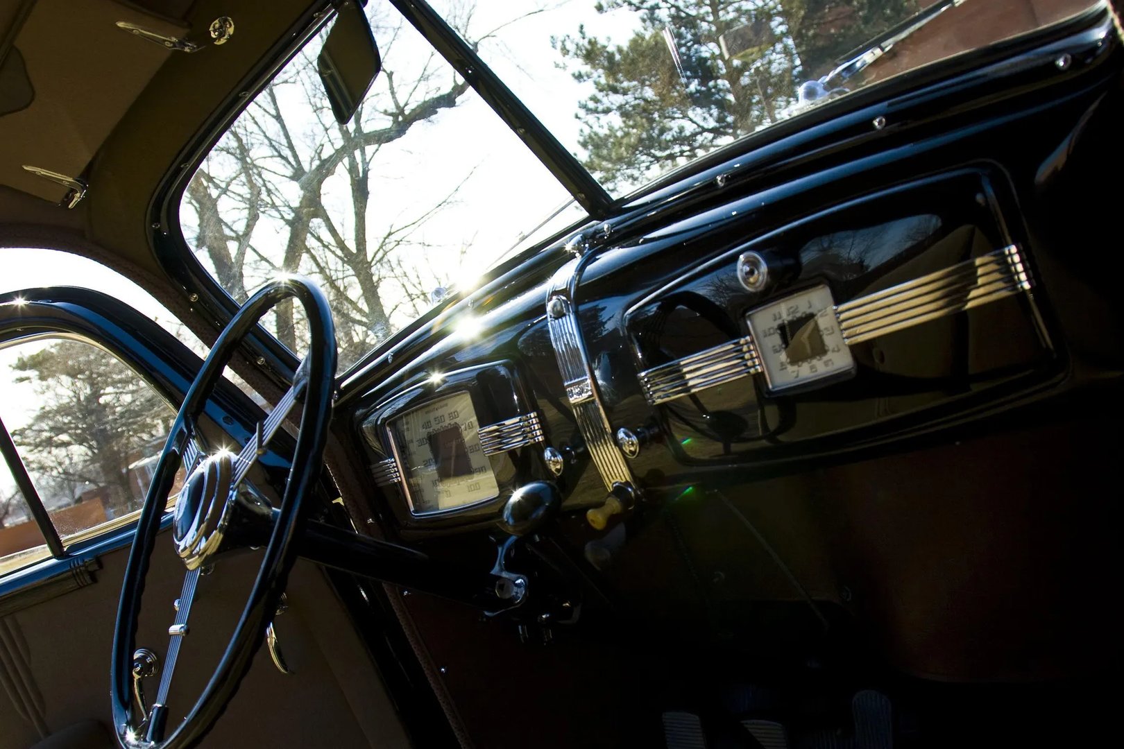 Buick_Special_1_generation__Sedan_2-doors__4.jpg