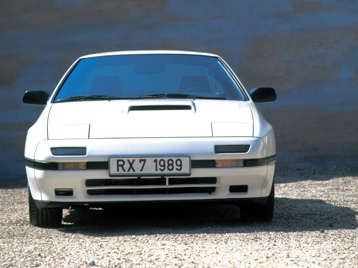 Mazda_RX-7_2_generation__Coupe__10.jpg