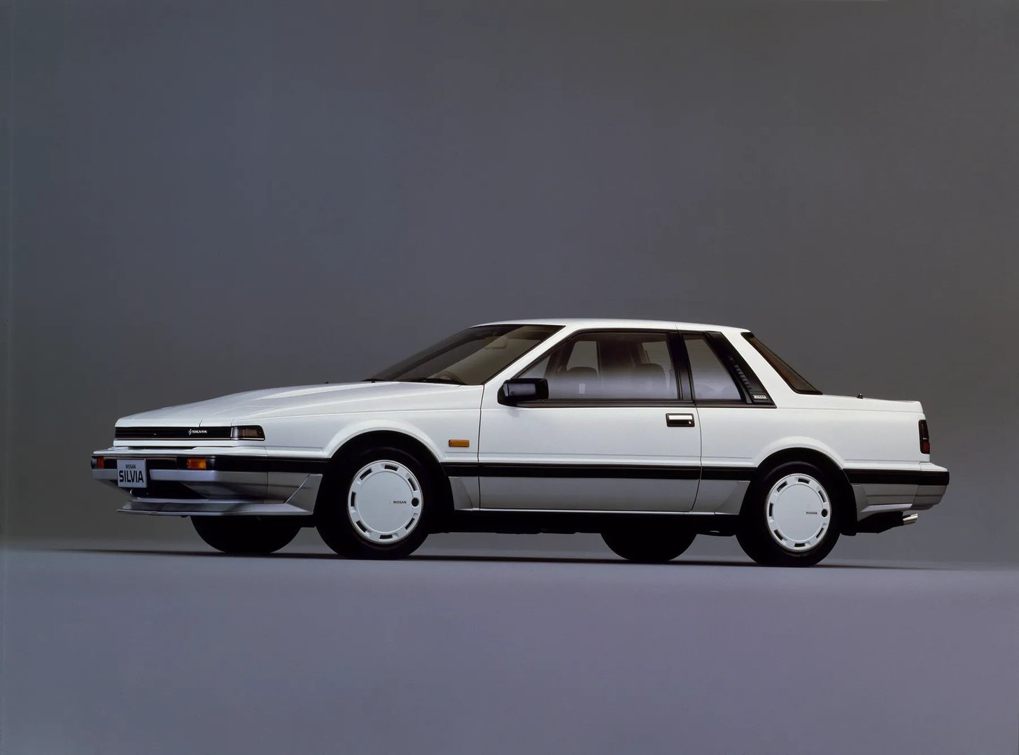 Nissan_Silvia_4_generation__Coupe__8.jpg