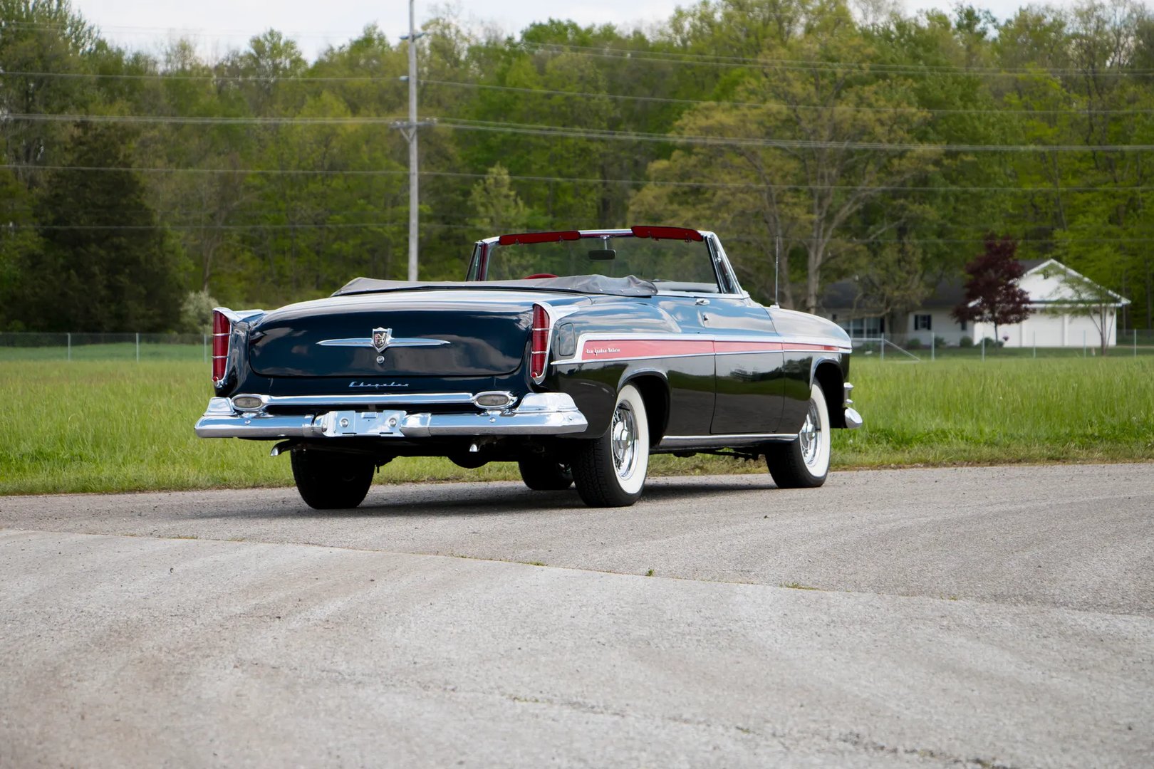Chrysler_New_Yorker_4_generation__Cabrio__6.jpg