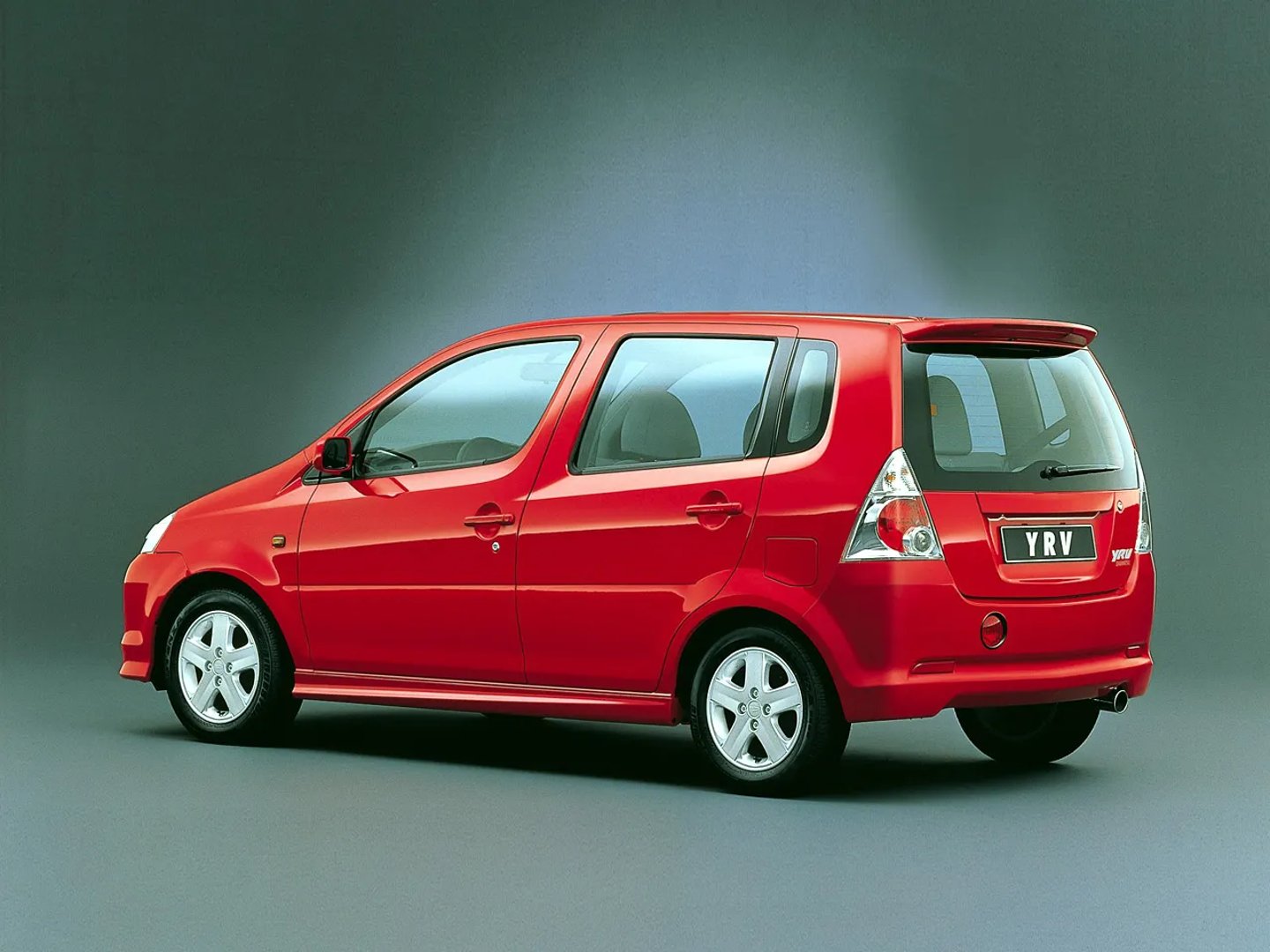 Daihatsu_YRV_1_generation__Compact_Van__6.jpg
