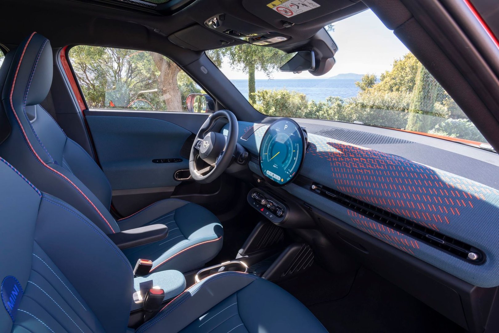 mini_Aceman_1_generation__SUV_5-doors__32.jpg
