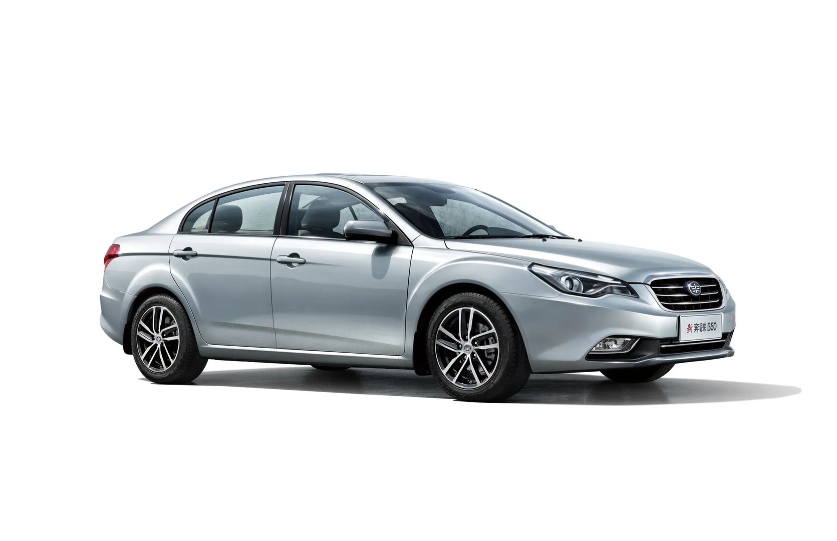 FAW_Besturn_B50_1_generation_restyling__Sedan__1.jpg