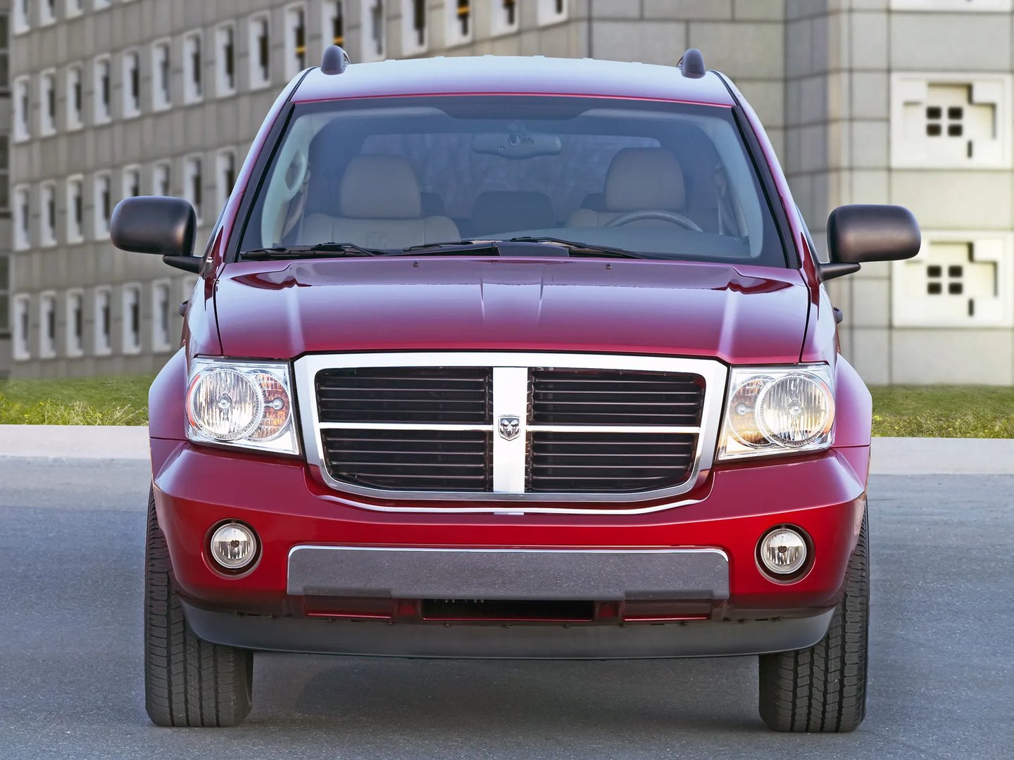 Dodge_Durango_2_generation_restyling__SUV_5-doors__7.jpg