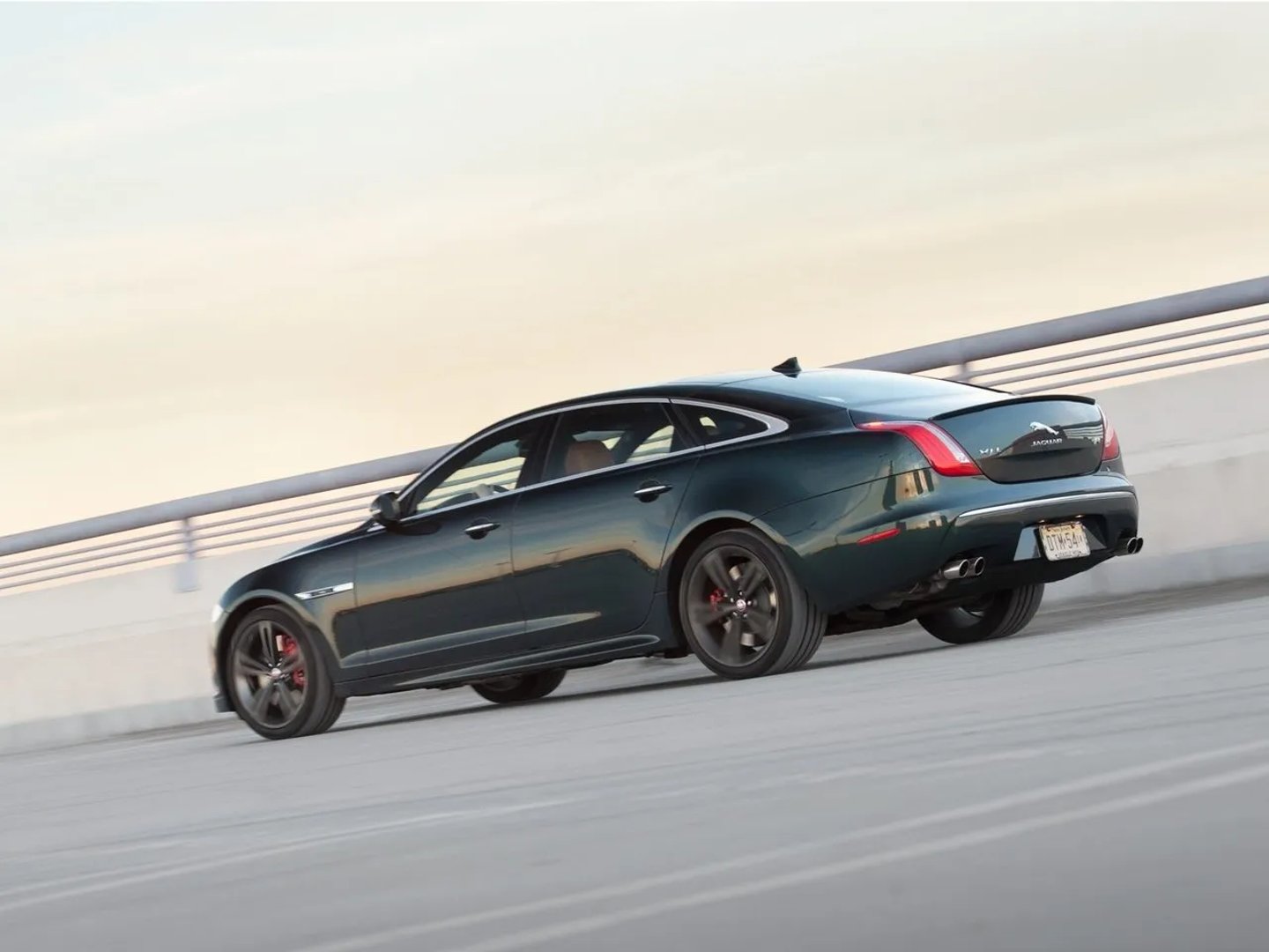 Jaguar_XJR_4_generation__Sedan_Long__1.jpg