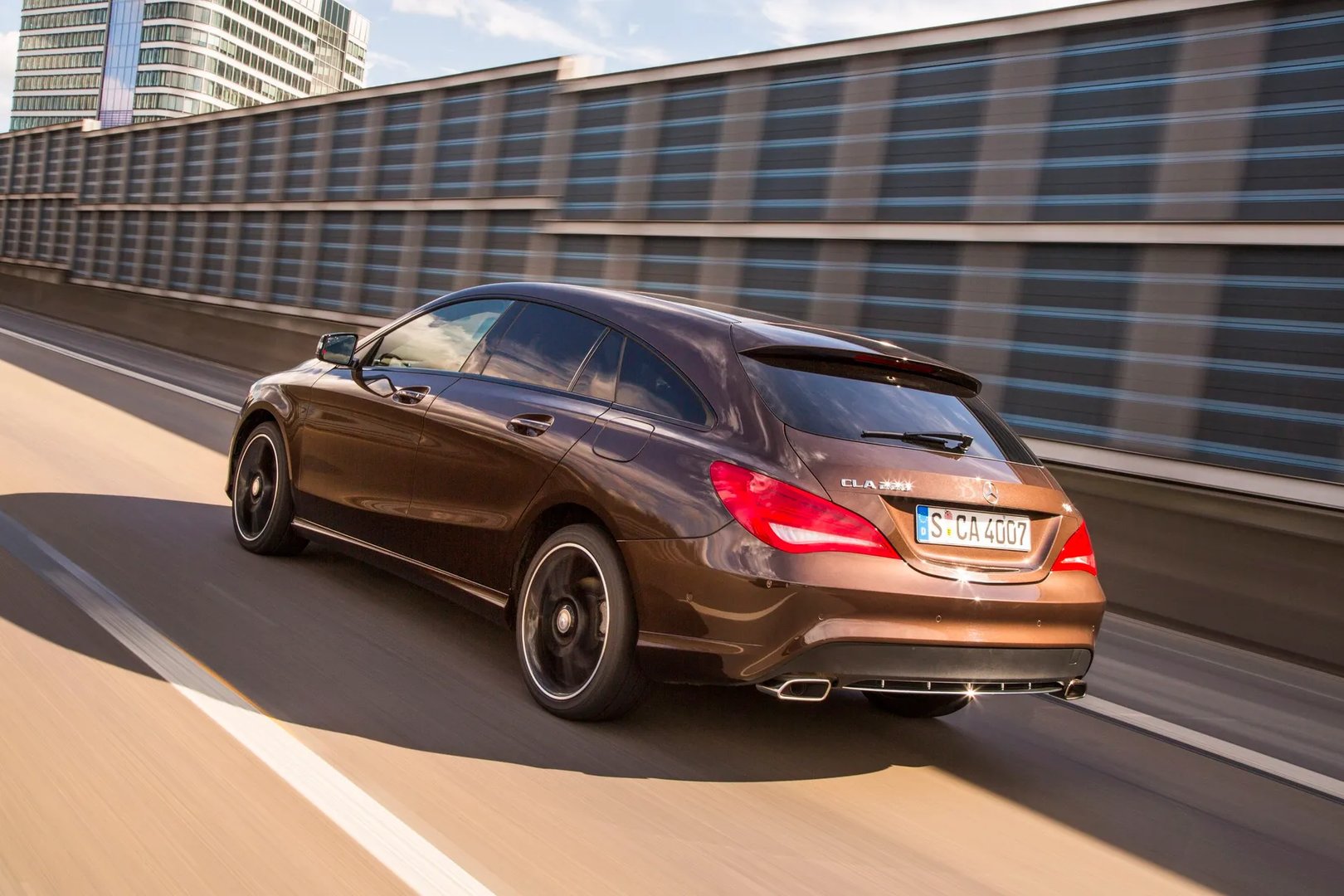 Mercedes_CLA_1_generation__Estate_5-door__11.jpg
