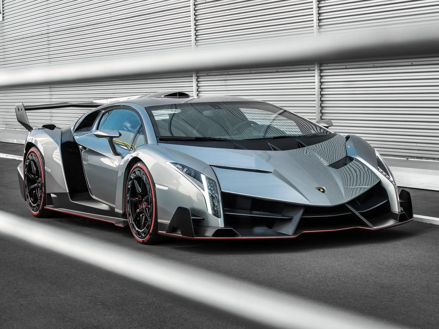 Lamborghini_Veneno_1_generation__Coupe__7.jpg
