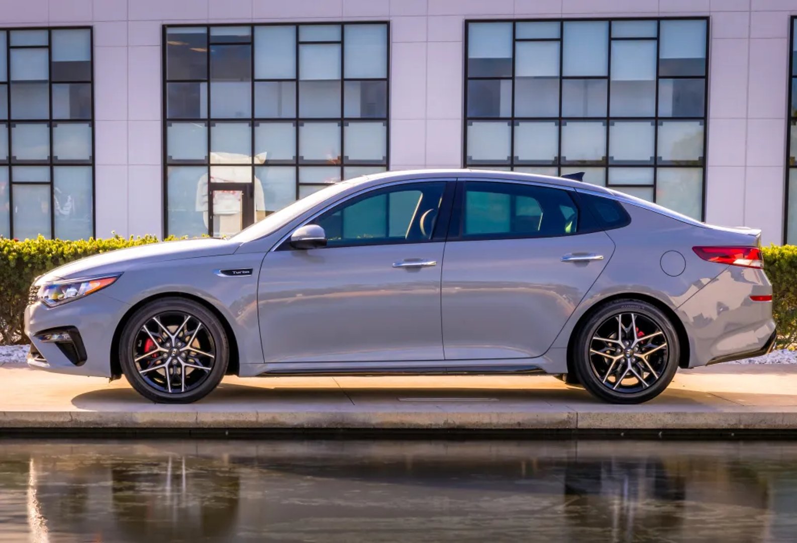 Kia_Optima_4_generation_restyling__Sedan__9.jpg