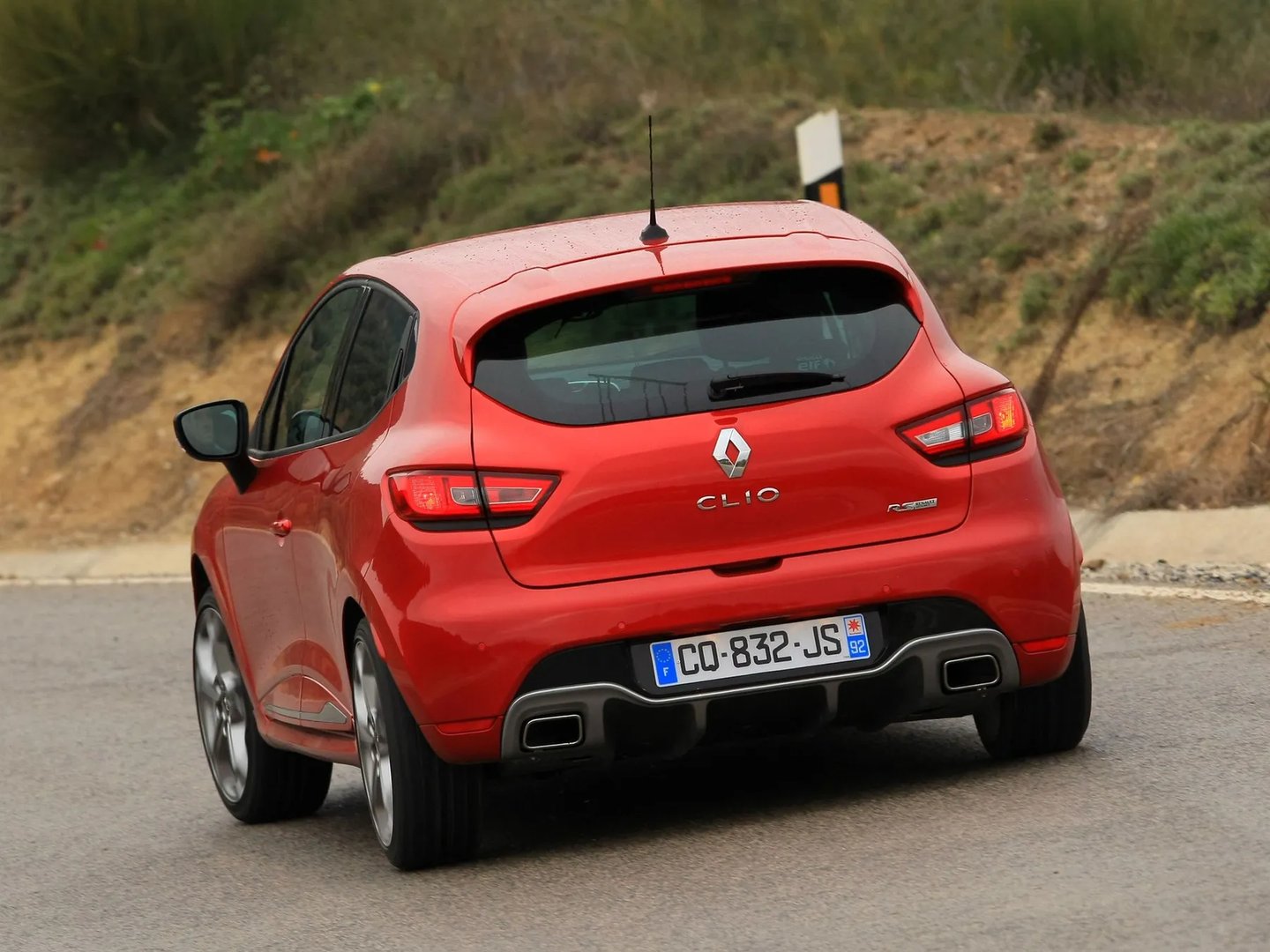 Renault_Clio_RS_4_generation__Mini_5-doors__5.jpg