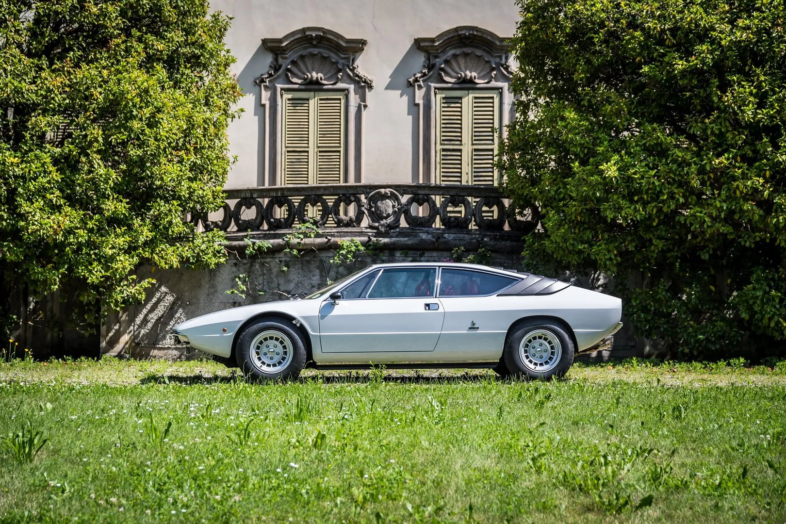 Lamborghini_Urraco_1_generation__Coupe__8.jpg