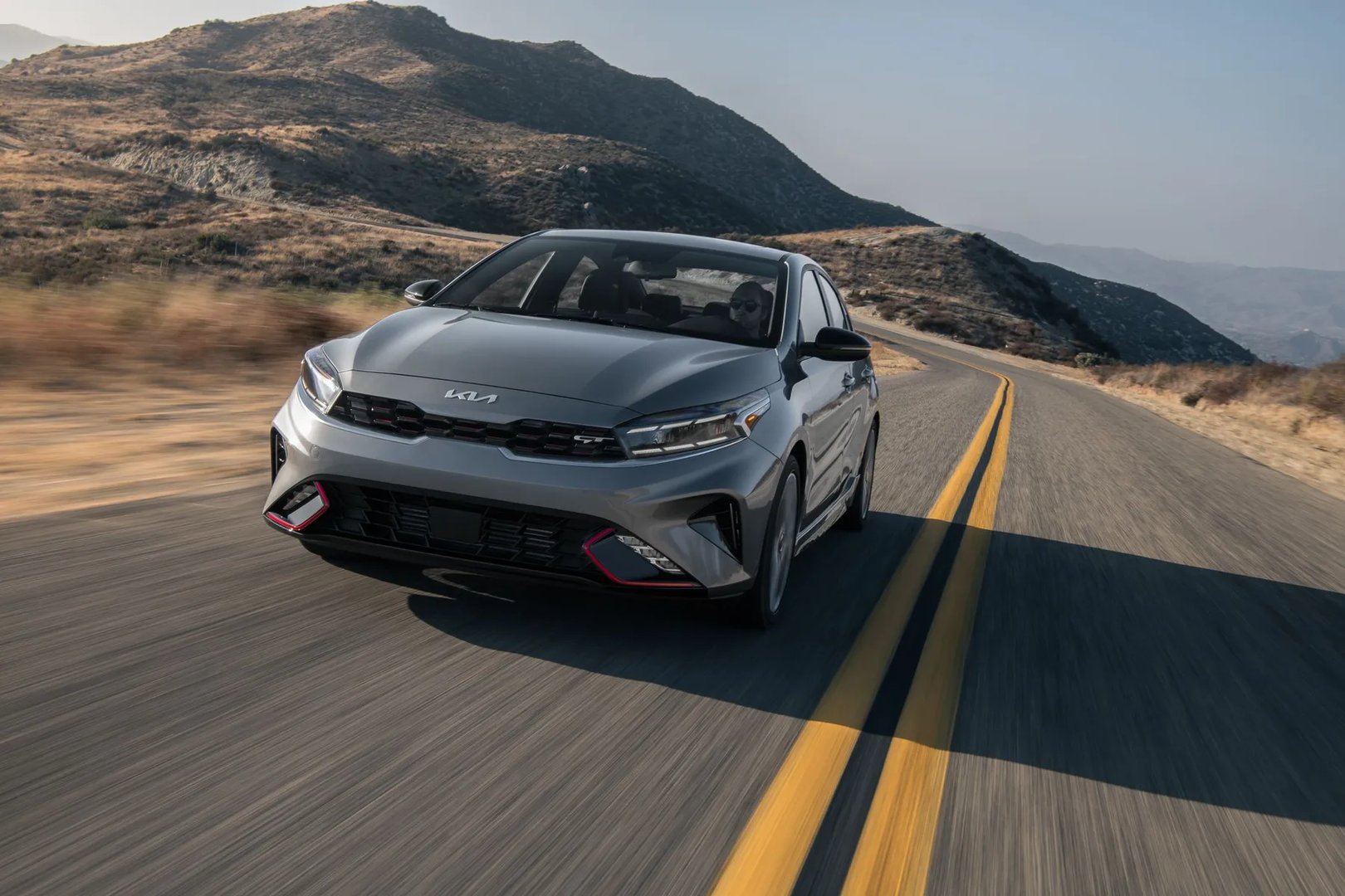 Kia_Forte_3_generation_restyling_1__Sedan__6.jpg