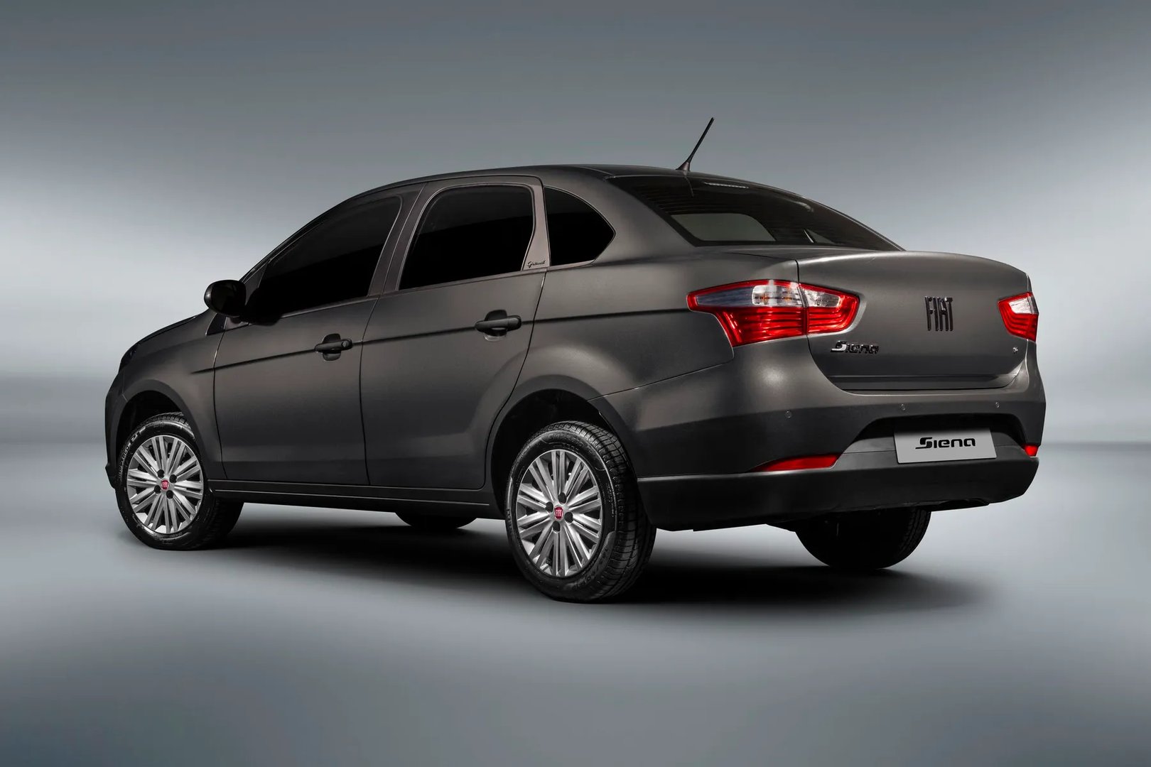 Fiat_Siena_2_generation__Sedan__6.jpg