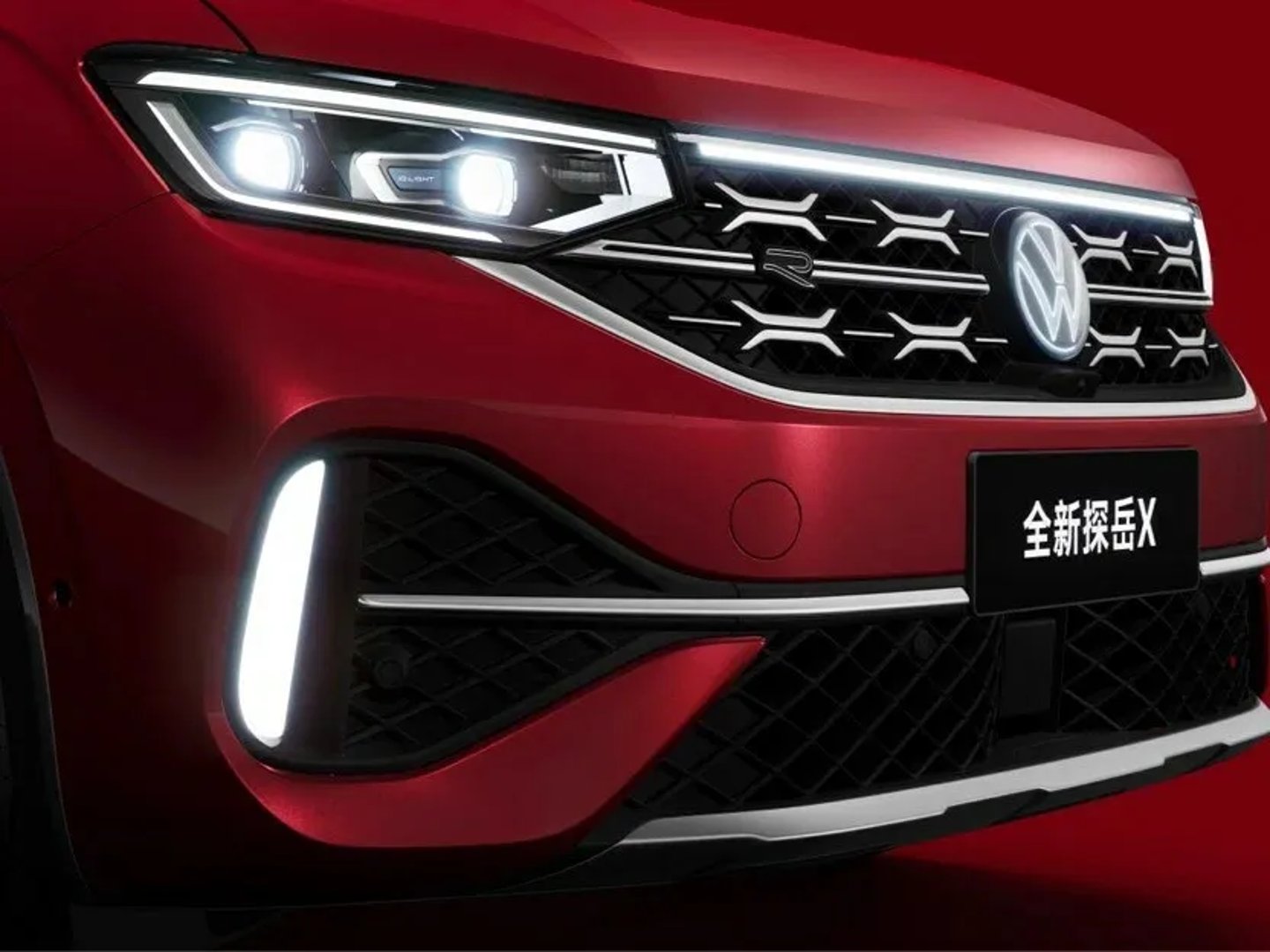 Volkswagen_Tayron_1_generation_restyling__SUV_Coupe__4.jpg