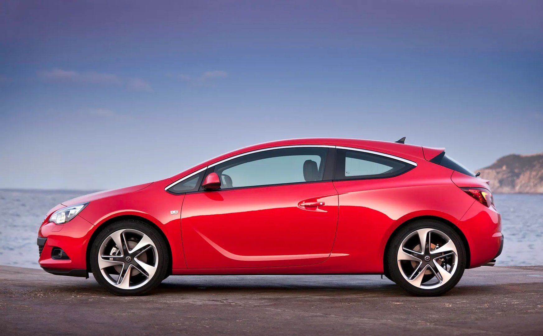 Opel_Astra_4_generation__Hatchback_3-door__5.jpg