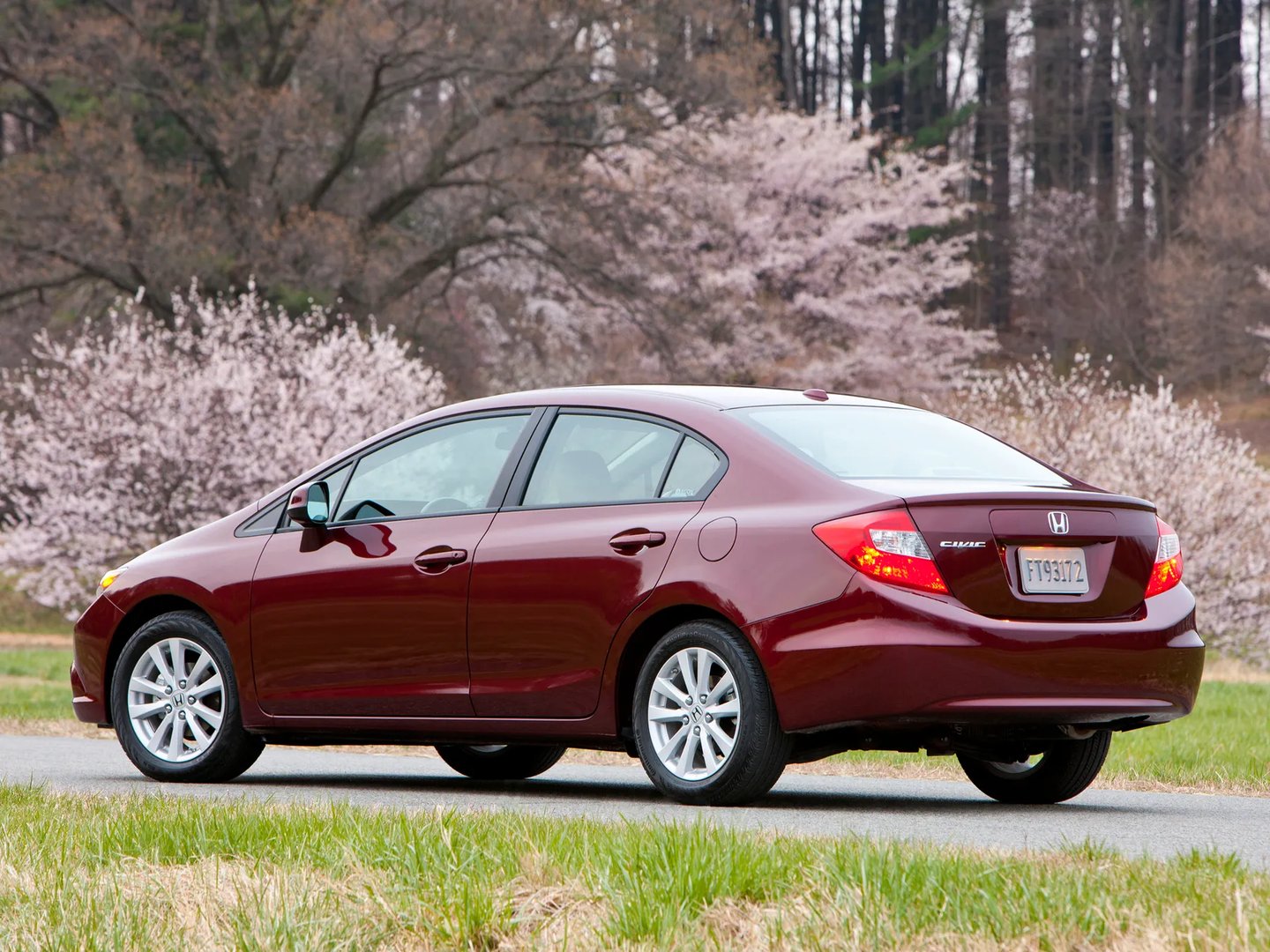 Honda_Civic_(USA)_9_generation__Sedan__9.jpg