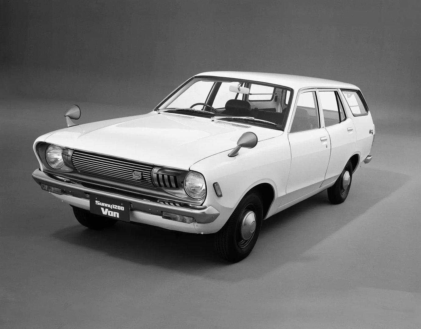 Nissan Sunny 3 generation  Estate 5-door