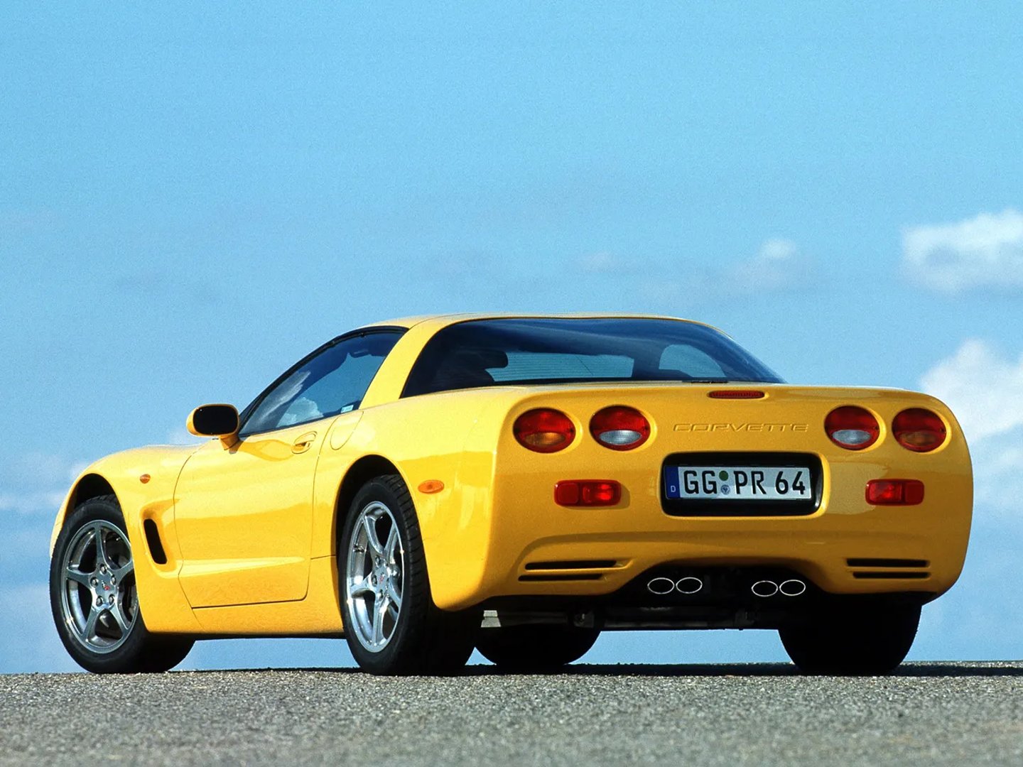 Chevrolet_Corvette_5_generation__Coupe__6.jpg