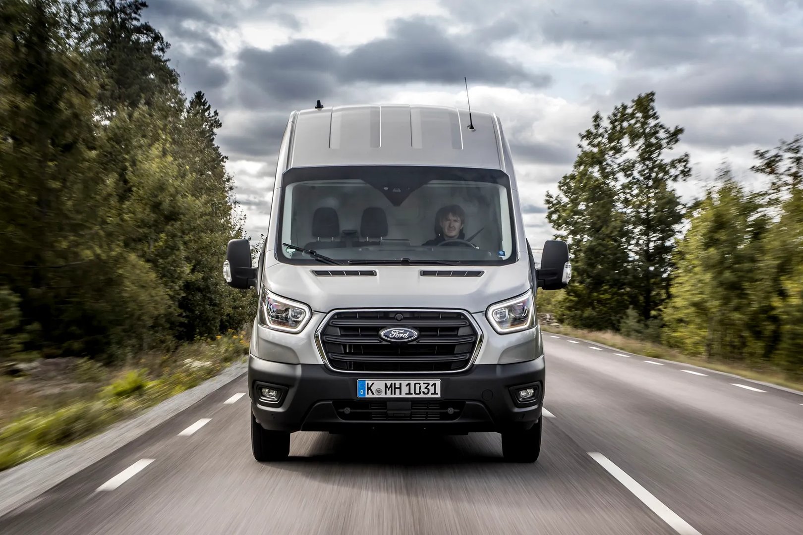 Ford_Transit_4_generation_restyling__Van__11.jpg