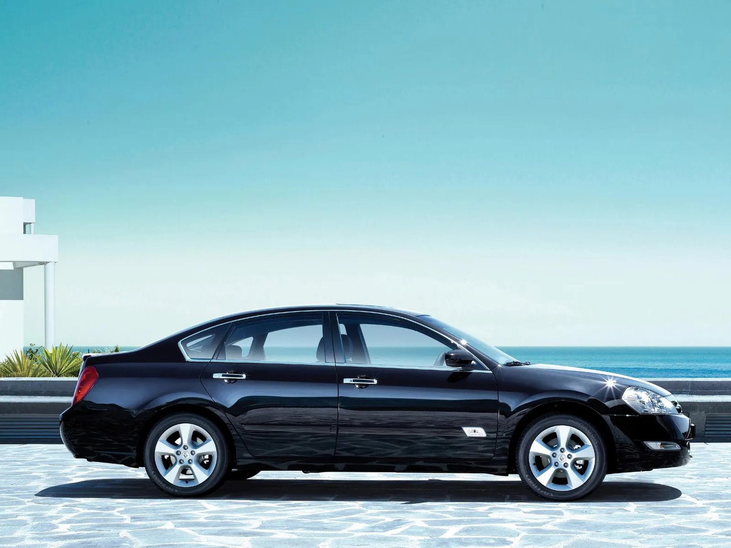 Renault_Safrane_2_generation__Sedan__3.jpg