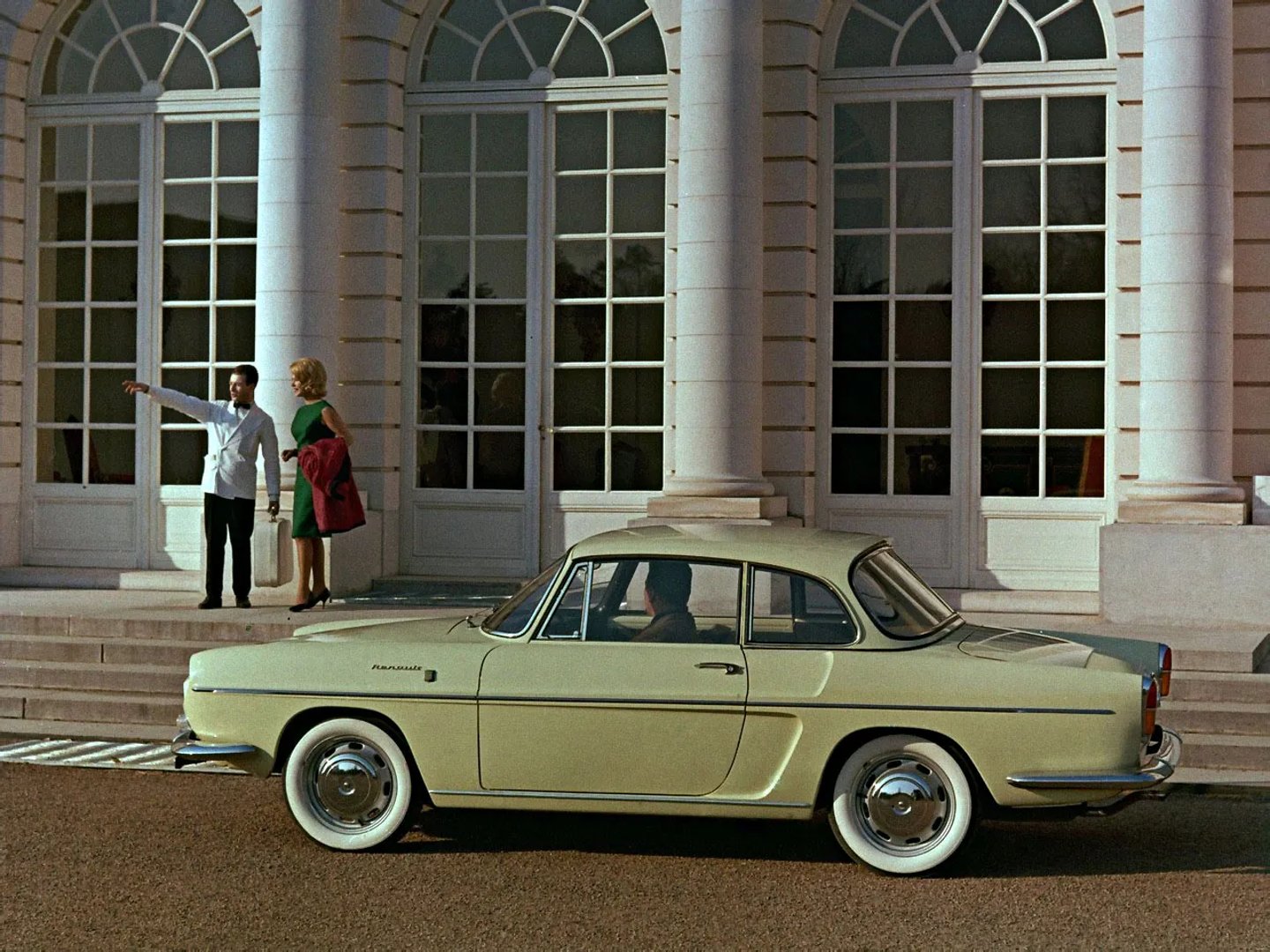 Renault_Caravelle_1_generation__Coupe__3.jpg