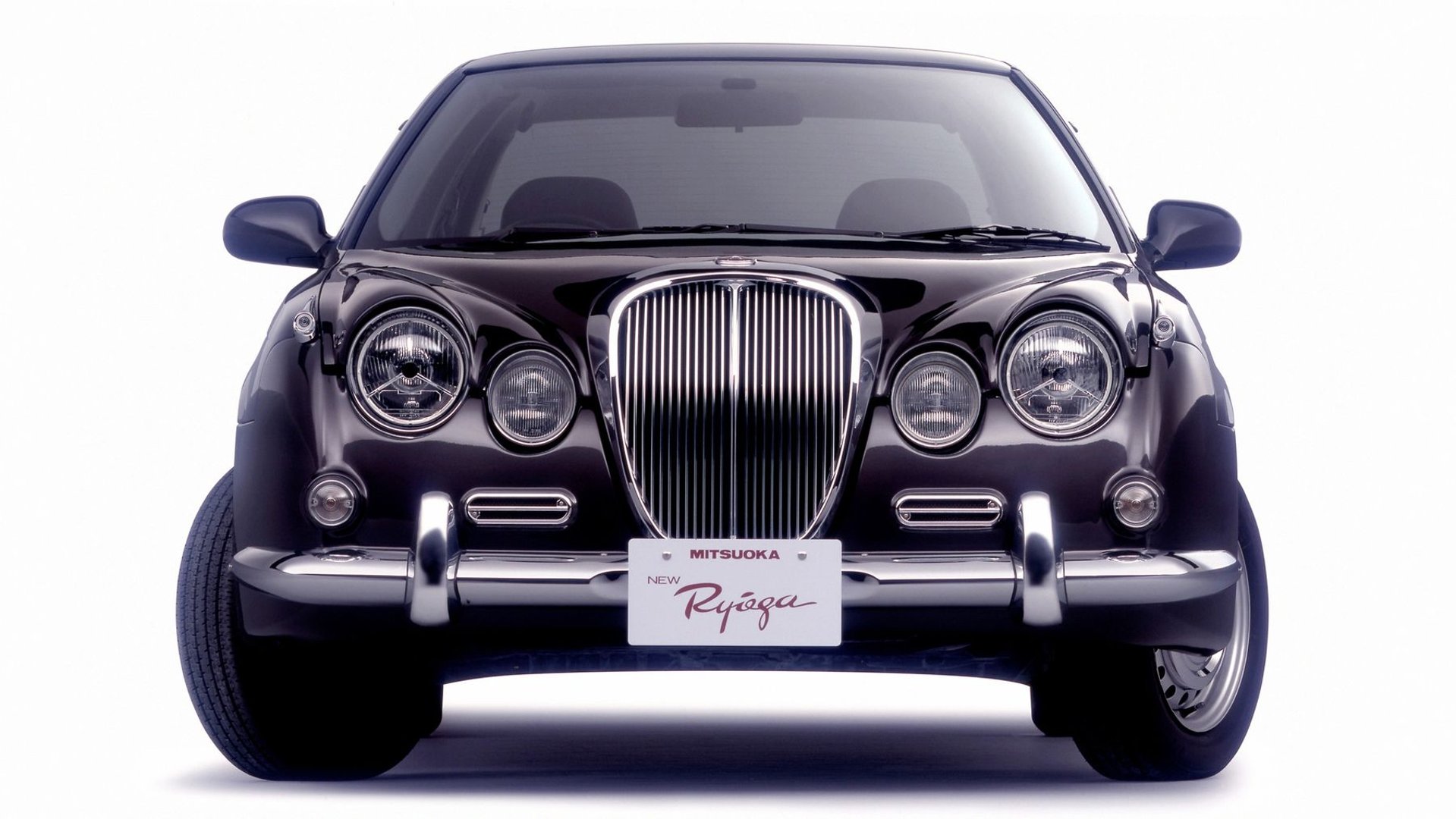 mitsuoka_Ryoga_2_generation__Sedan__4.jpg