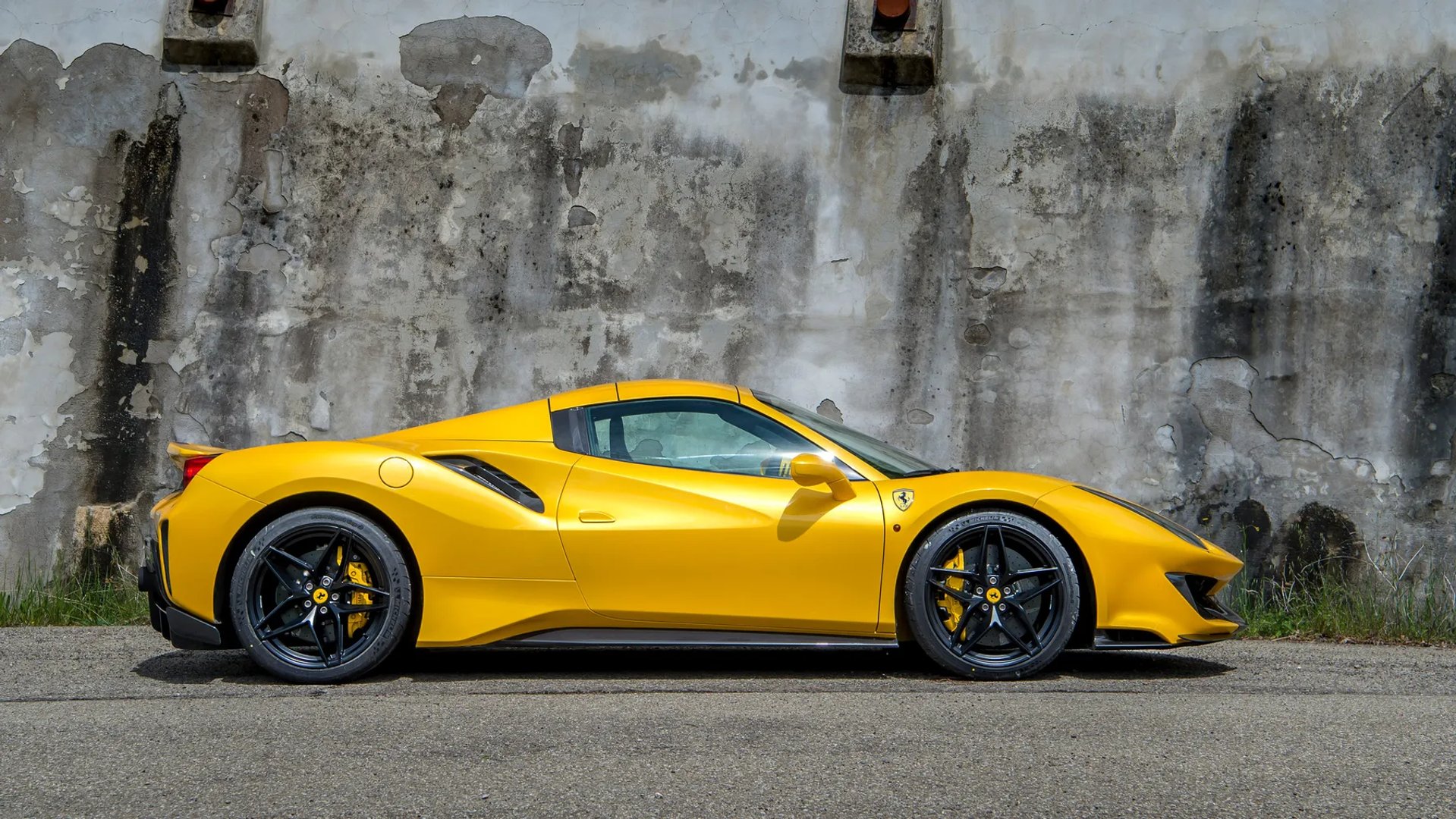 Ferrari_488_2_generation__Roadster__7.jpg