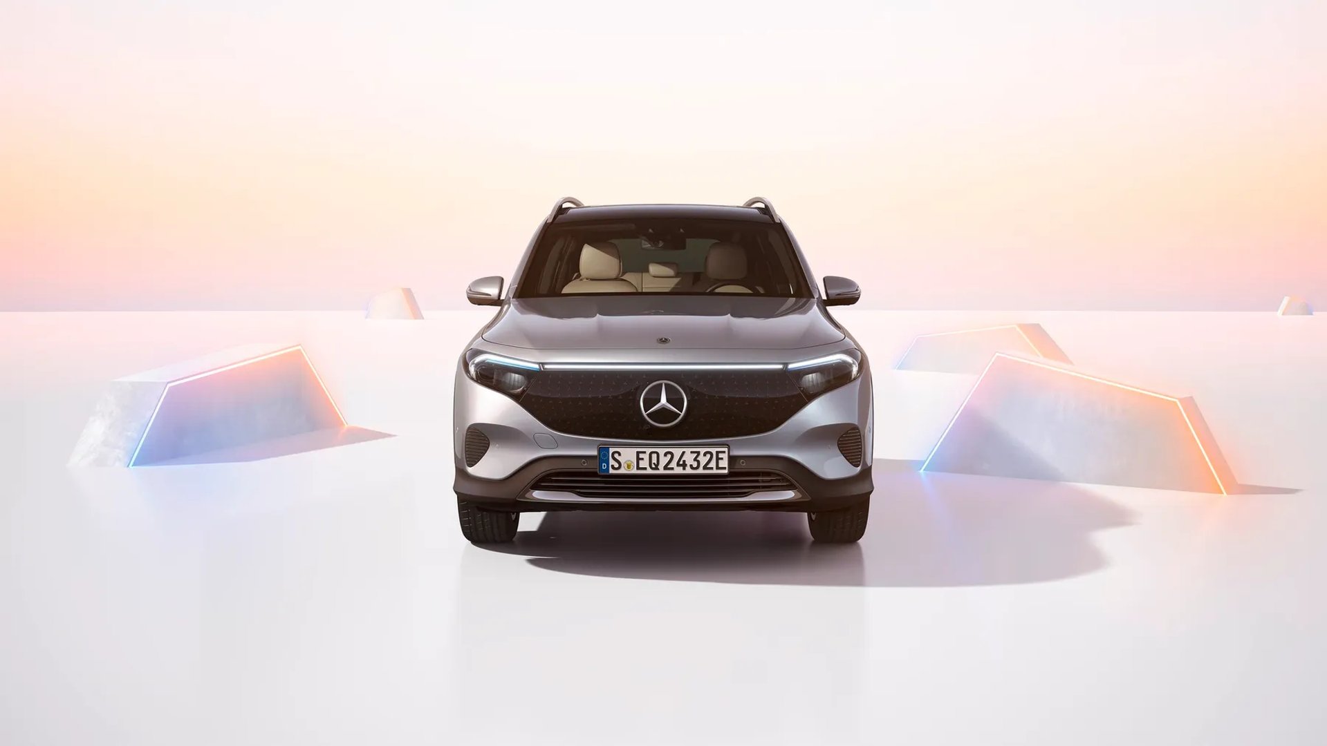 Mercedes_EQB_1_generation_restyling__SUV_5-doors__10.jpg