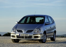 nissan Almera Tino