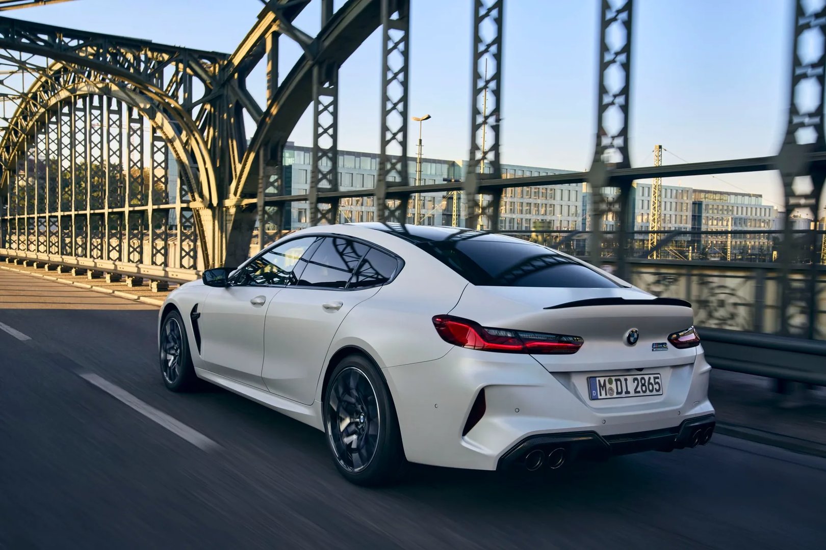 BMW_M8_1_generation_restyling_1__Sedan__2.jpg