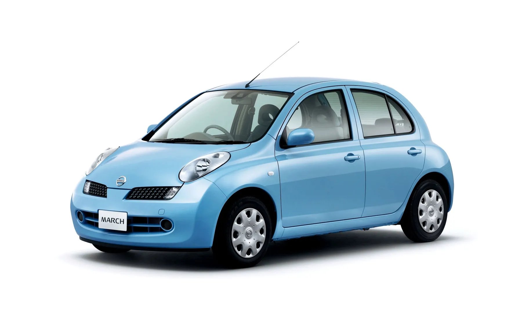 Nissan_March_3_generation__Mini_5-doors__6.jpg