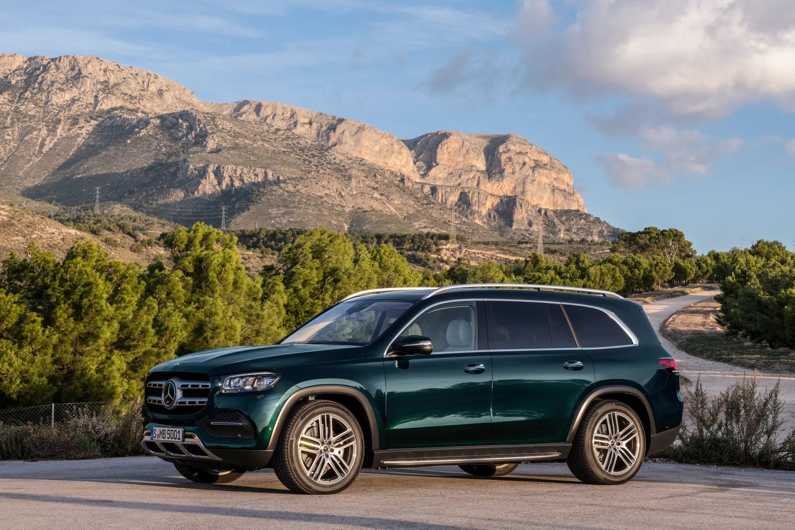 Mercedes_GLS_2_generation__SUV_5-doors__5.jpg