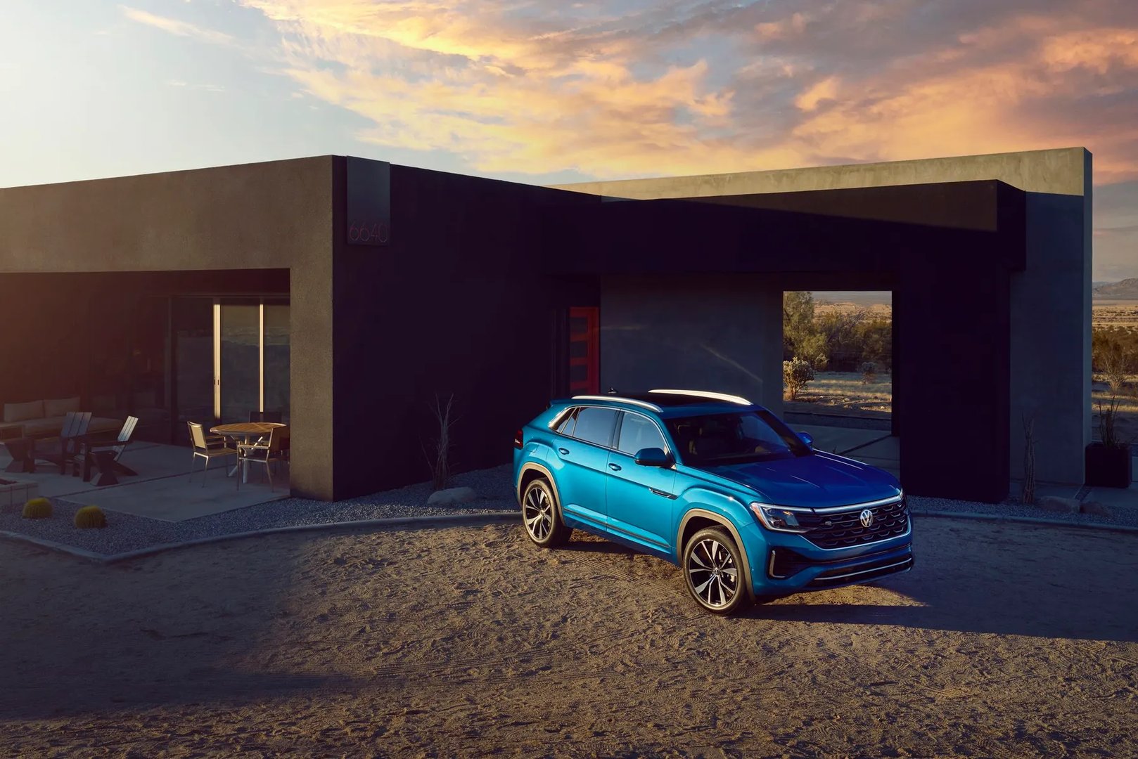 Volkswagen_Atlas_Cross_Sport_1_generation_restyling__SUV_Coupe__6.jpg