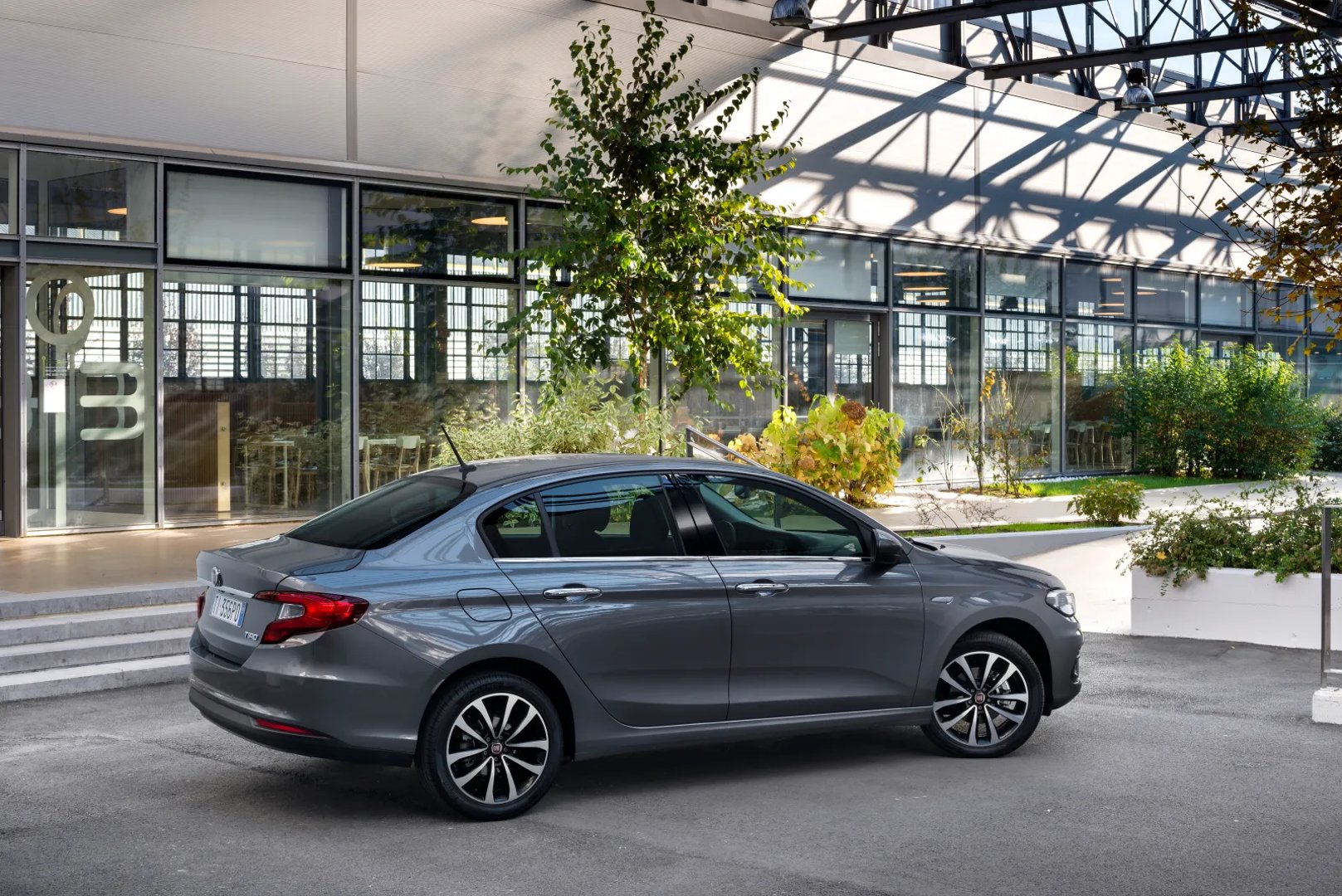 Fiat_Tipo_2_generation__Sedan__4.jpg