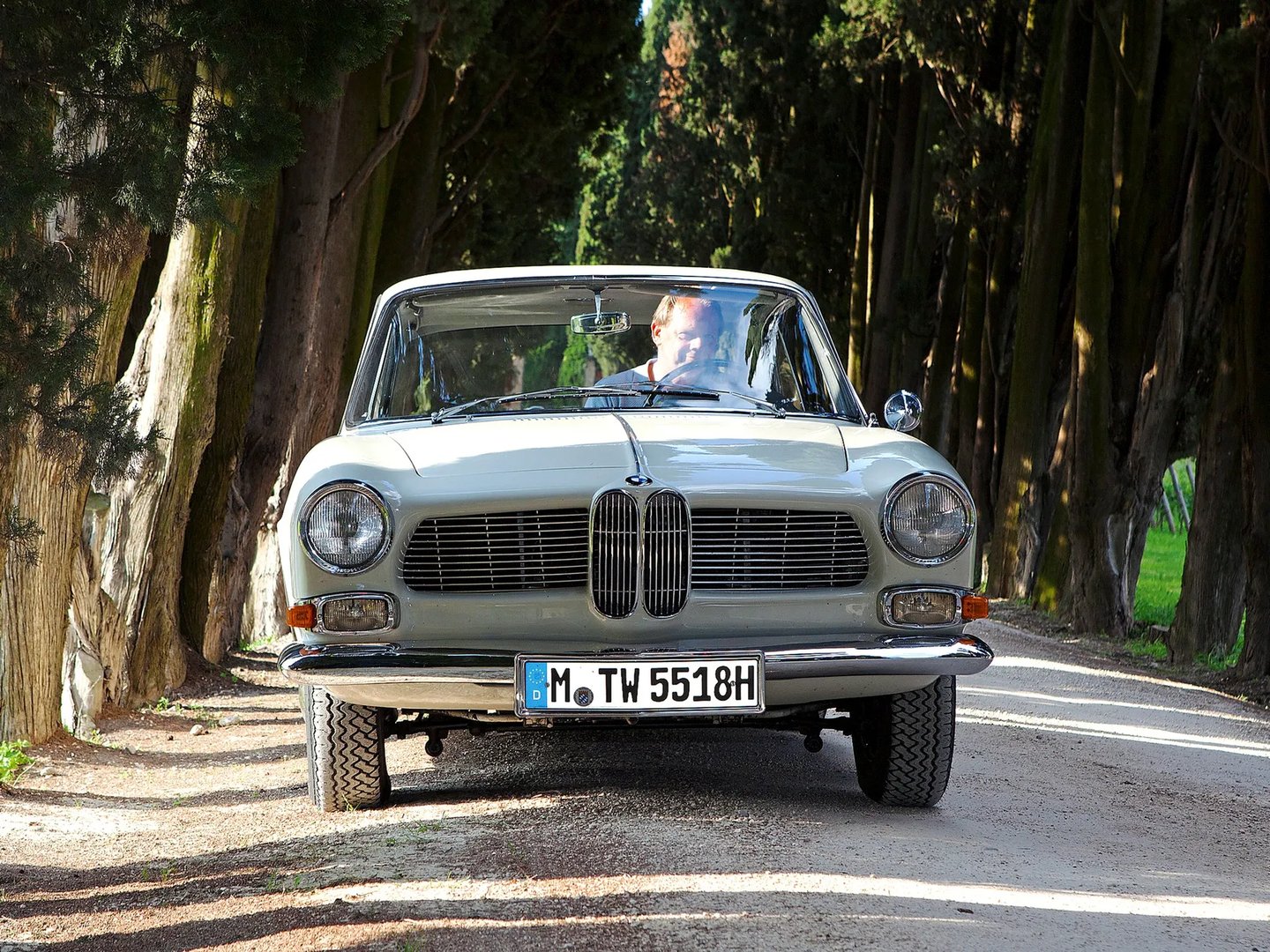 BMW_3200_1_generation__Coupe__5.jpg